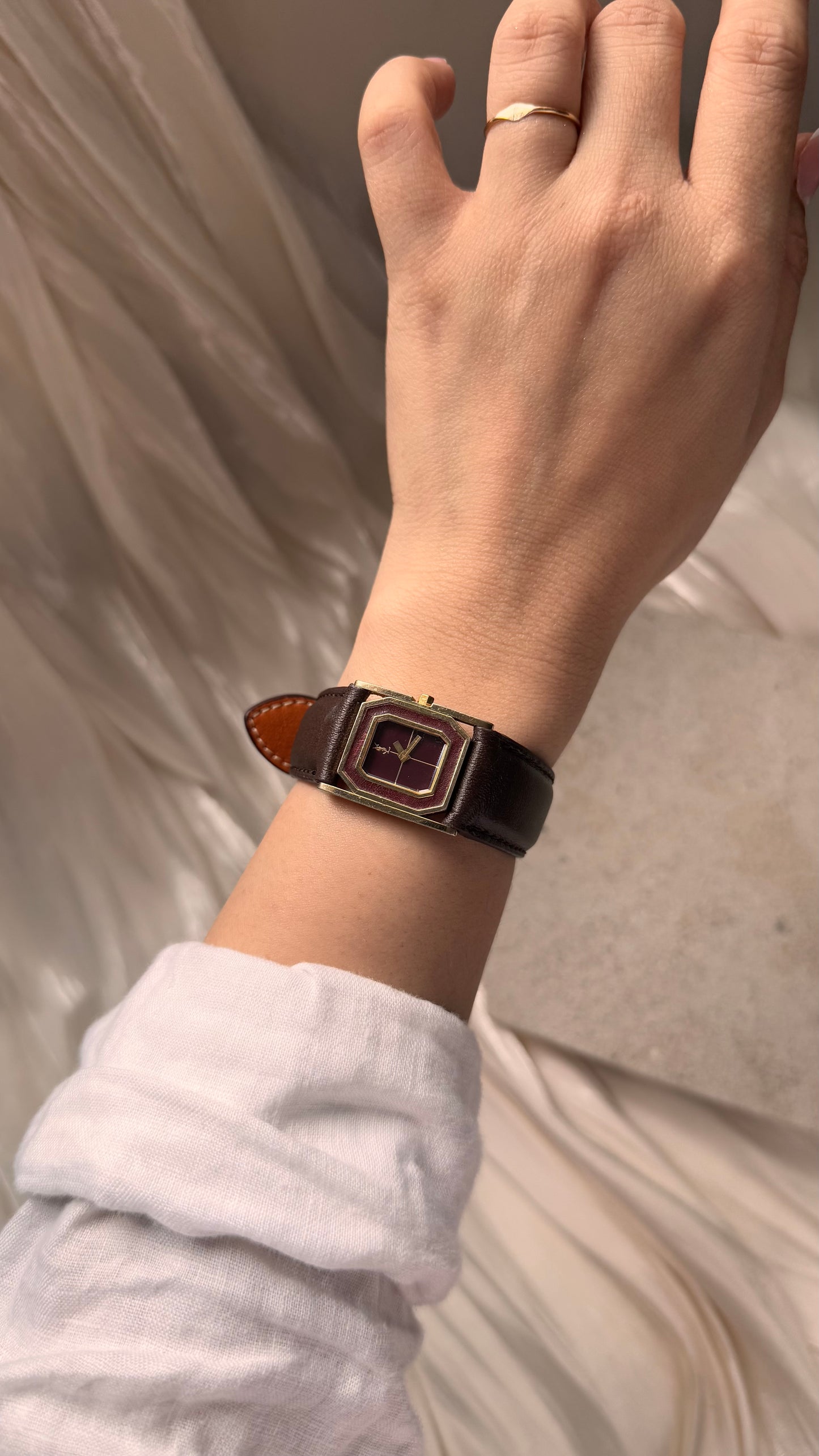 Yves Saint Laurent vintage watch (YSL)