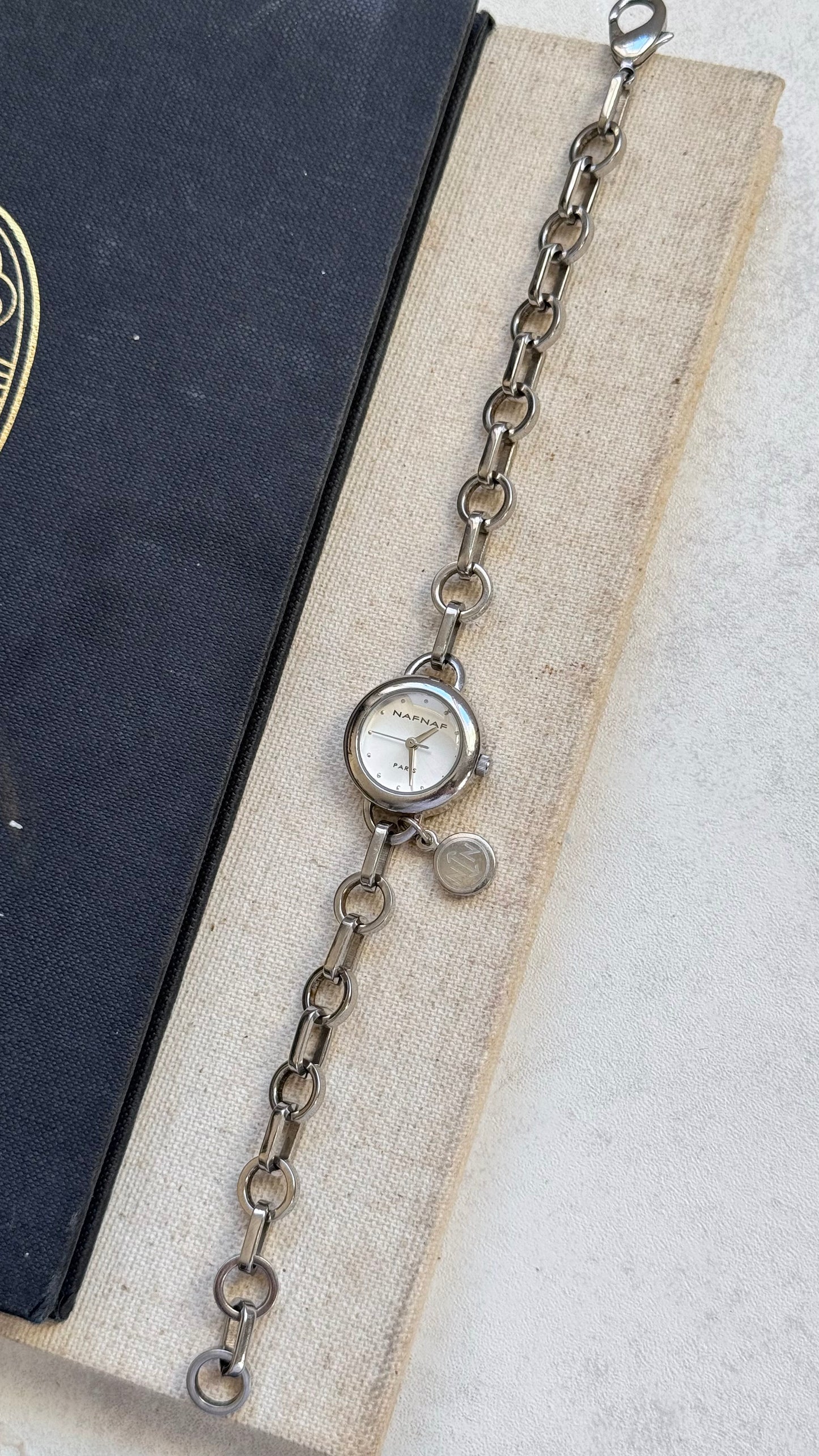 Nafnaf vintage watch