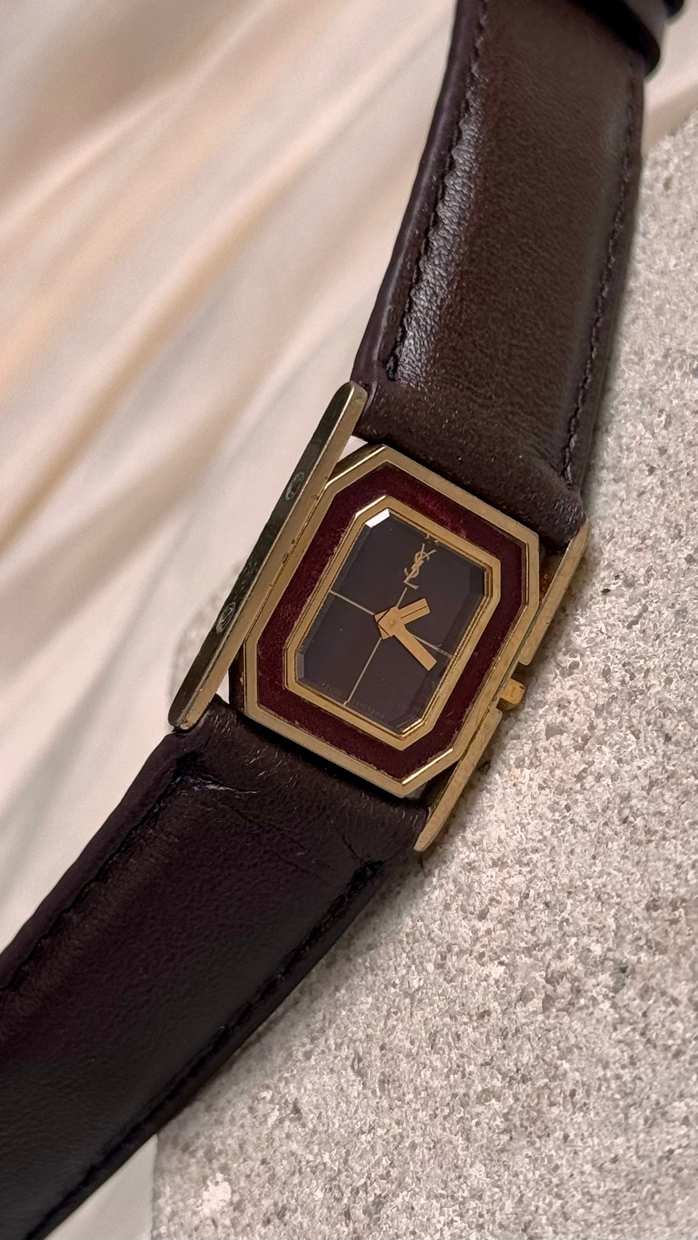 Yves Saint Laurent vintage watch (YSL)