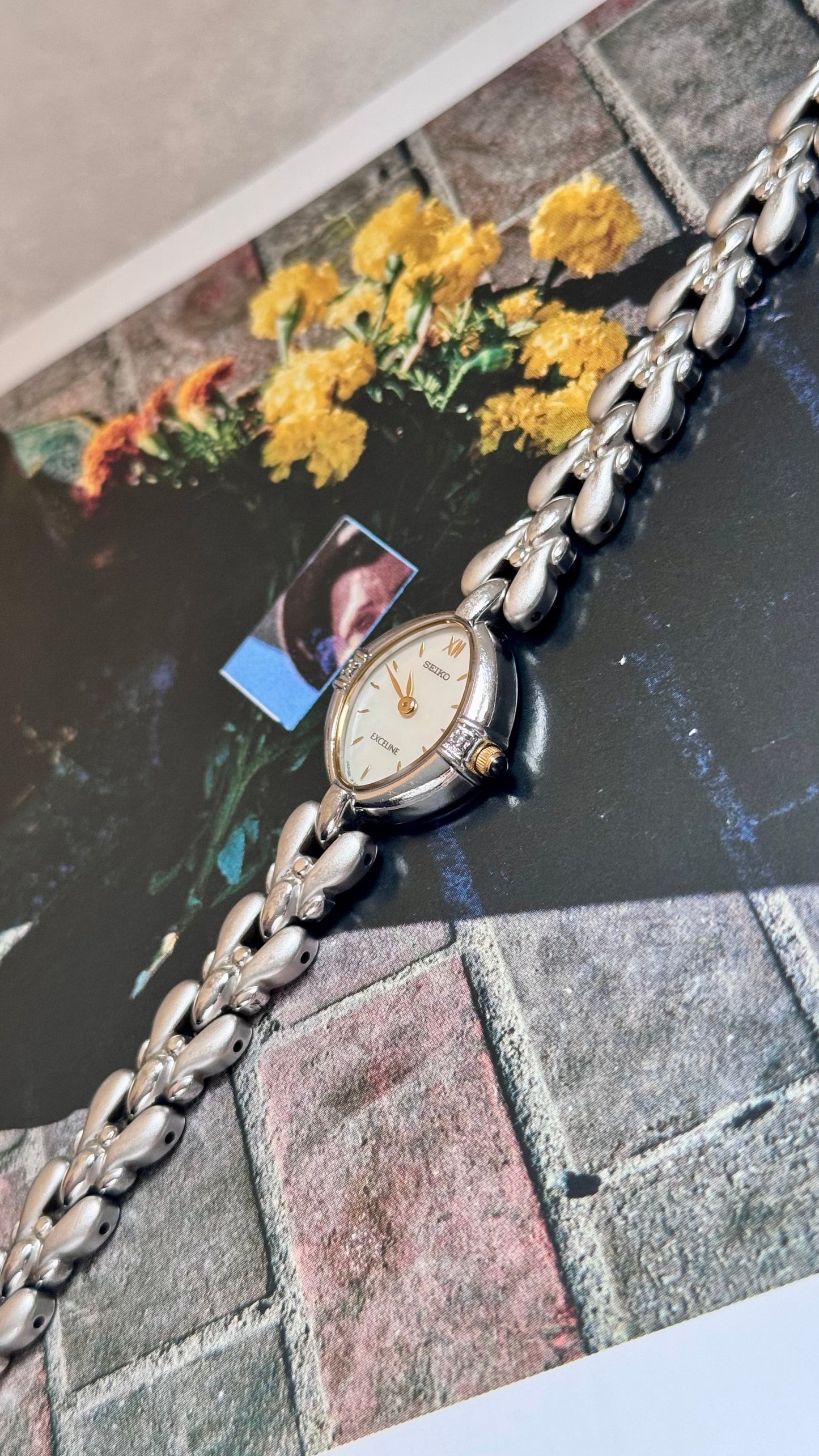 Seiko Exceline 1999 vintage watch - Mother of pearl dial with diamonds