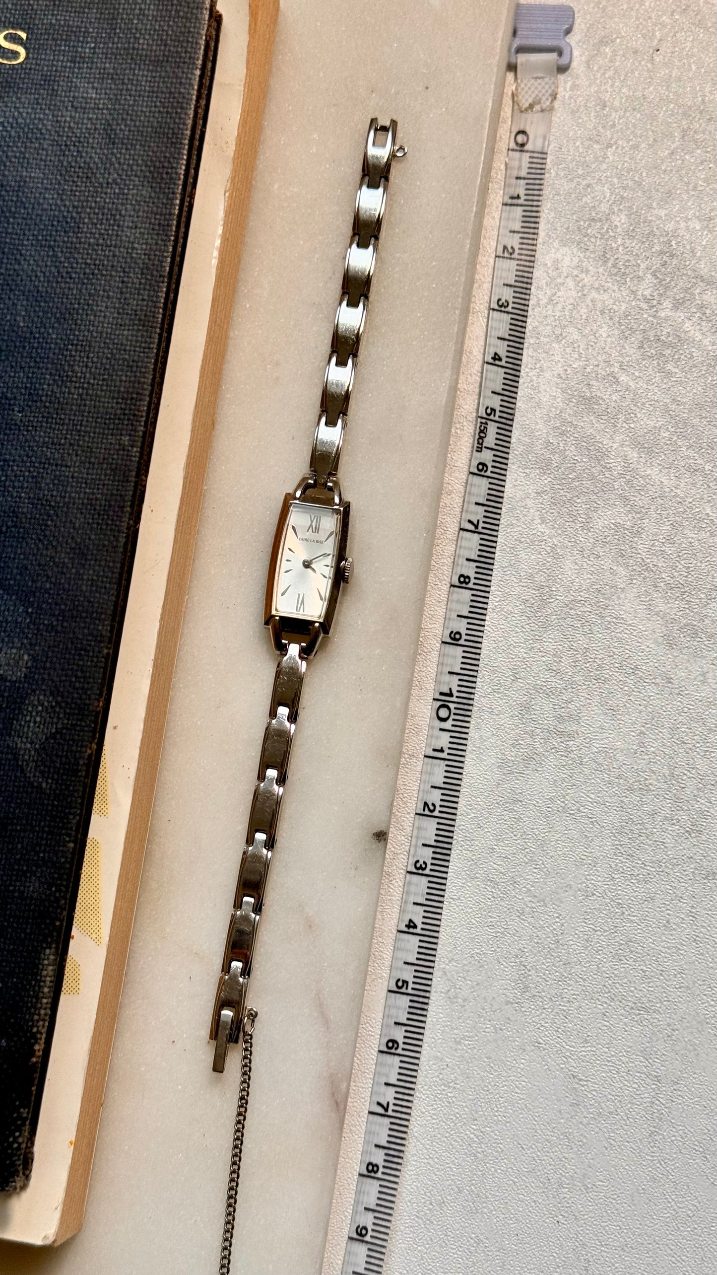 Faire La Bise vintage watch - sterling silver