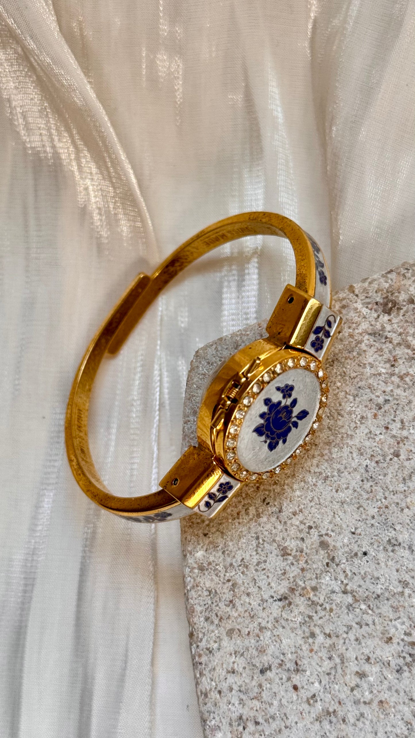 André Mouche Peekaboo vintage watch