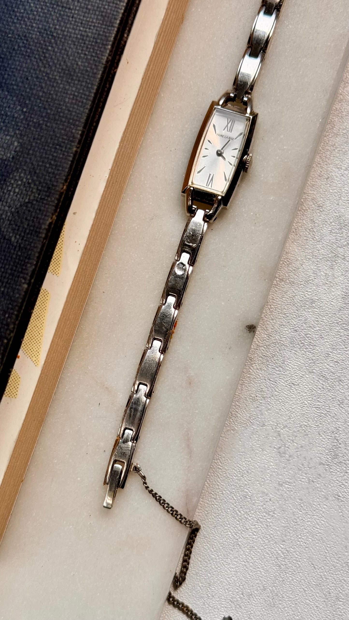 Faire La Bise vintage watch - sterling silver