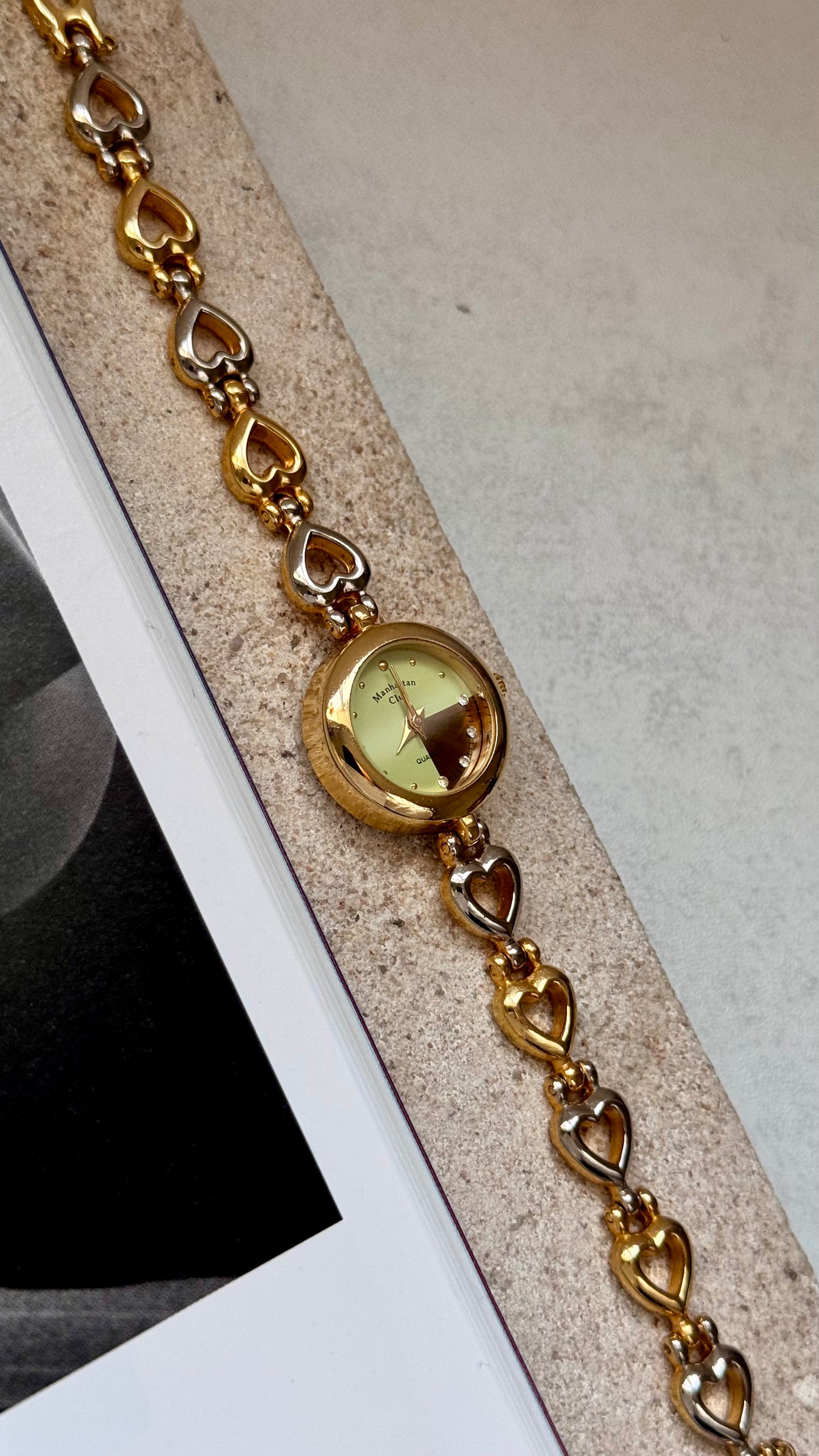 Manhattan Club vintage watch