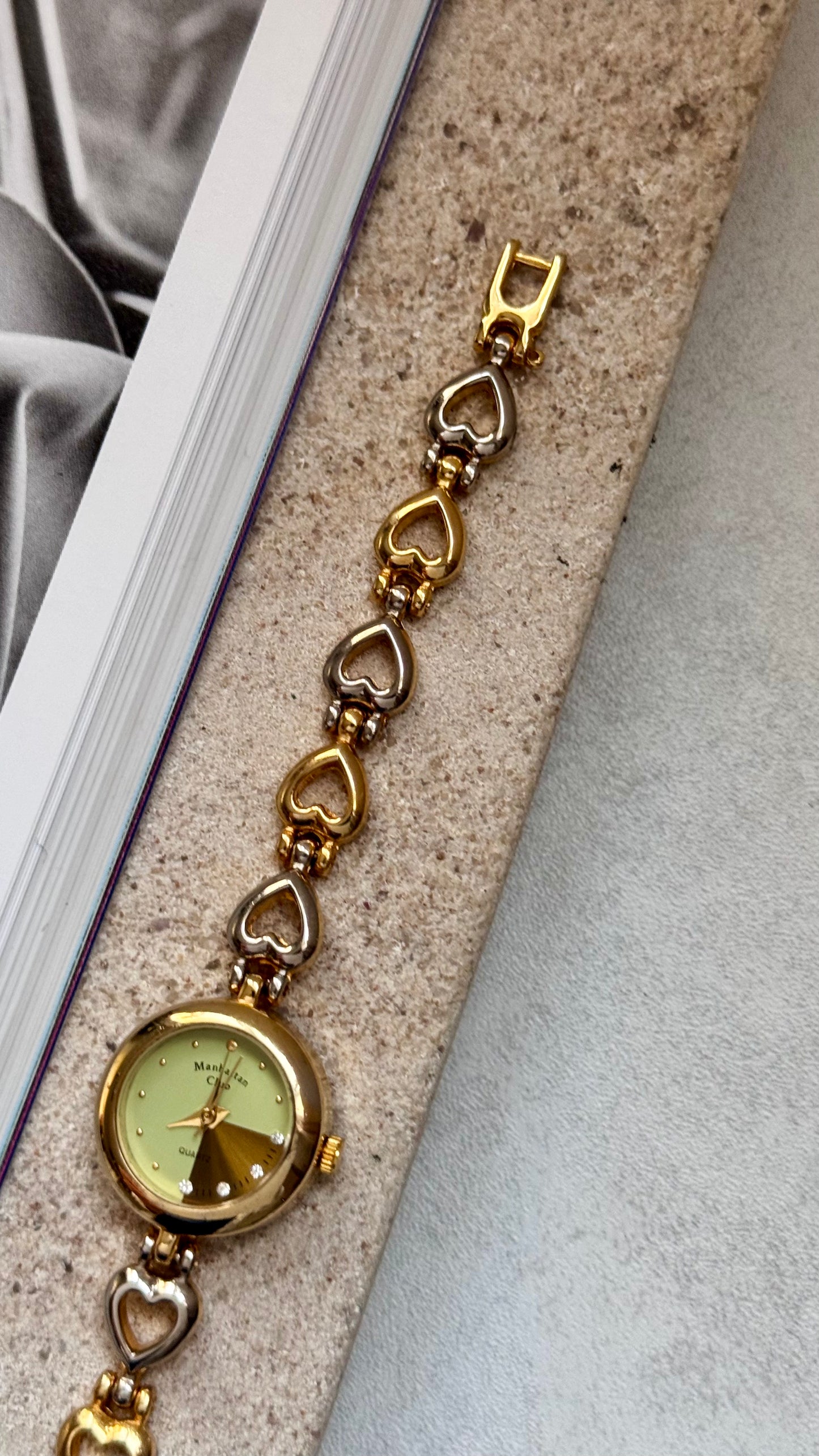 Manhattan Club vintage watch