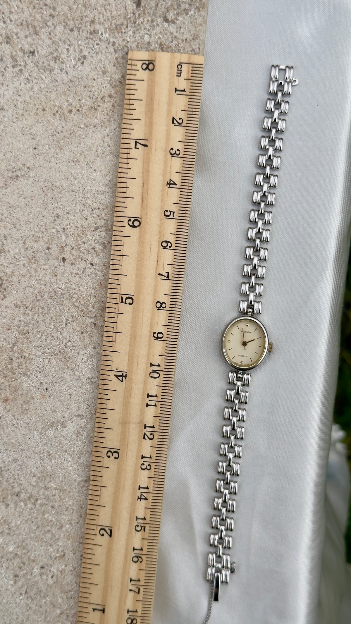 ORIENT Vintage Watch 1990s - Oval Face, Near Mint