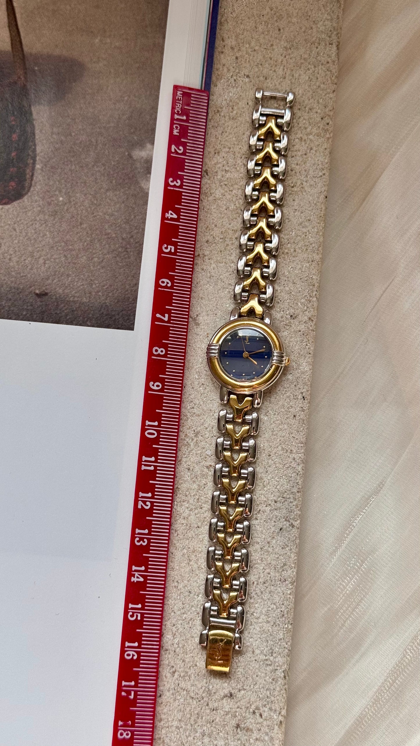Yves Saint Laurent vintage watch (YSL)