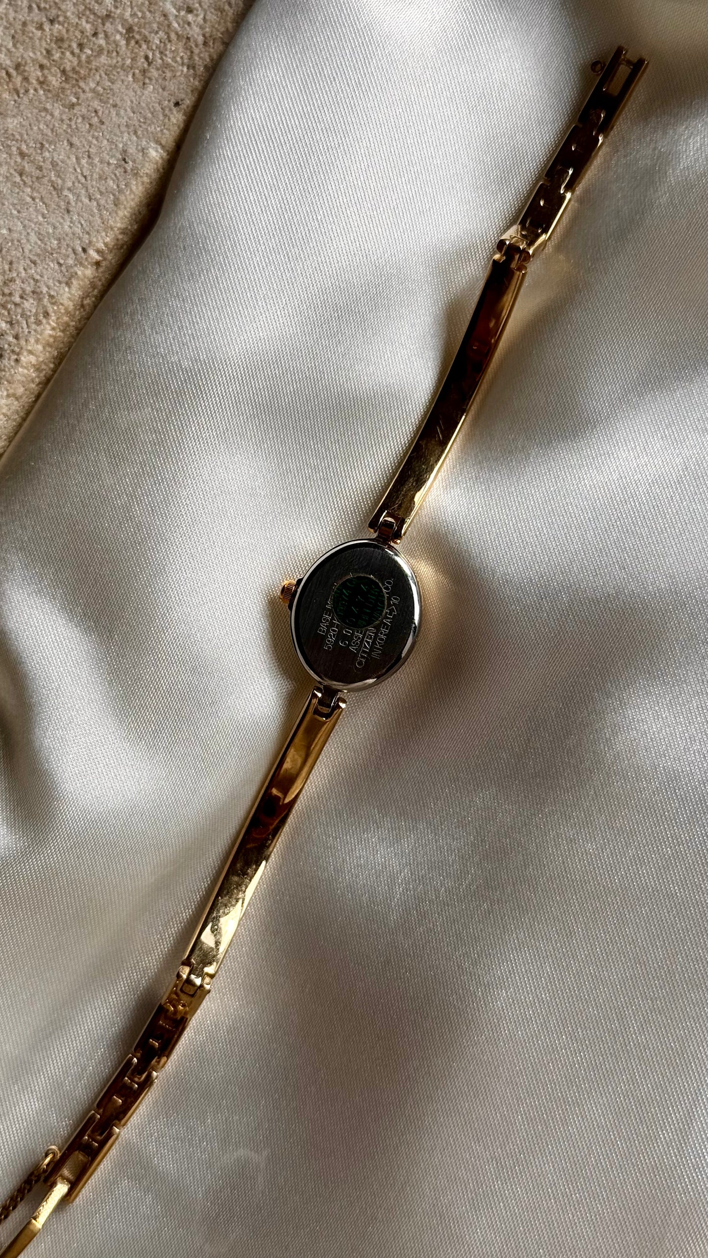 Oval Face - Vintage Citizen Fill Watch 1998, gold plated, near mint