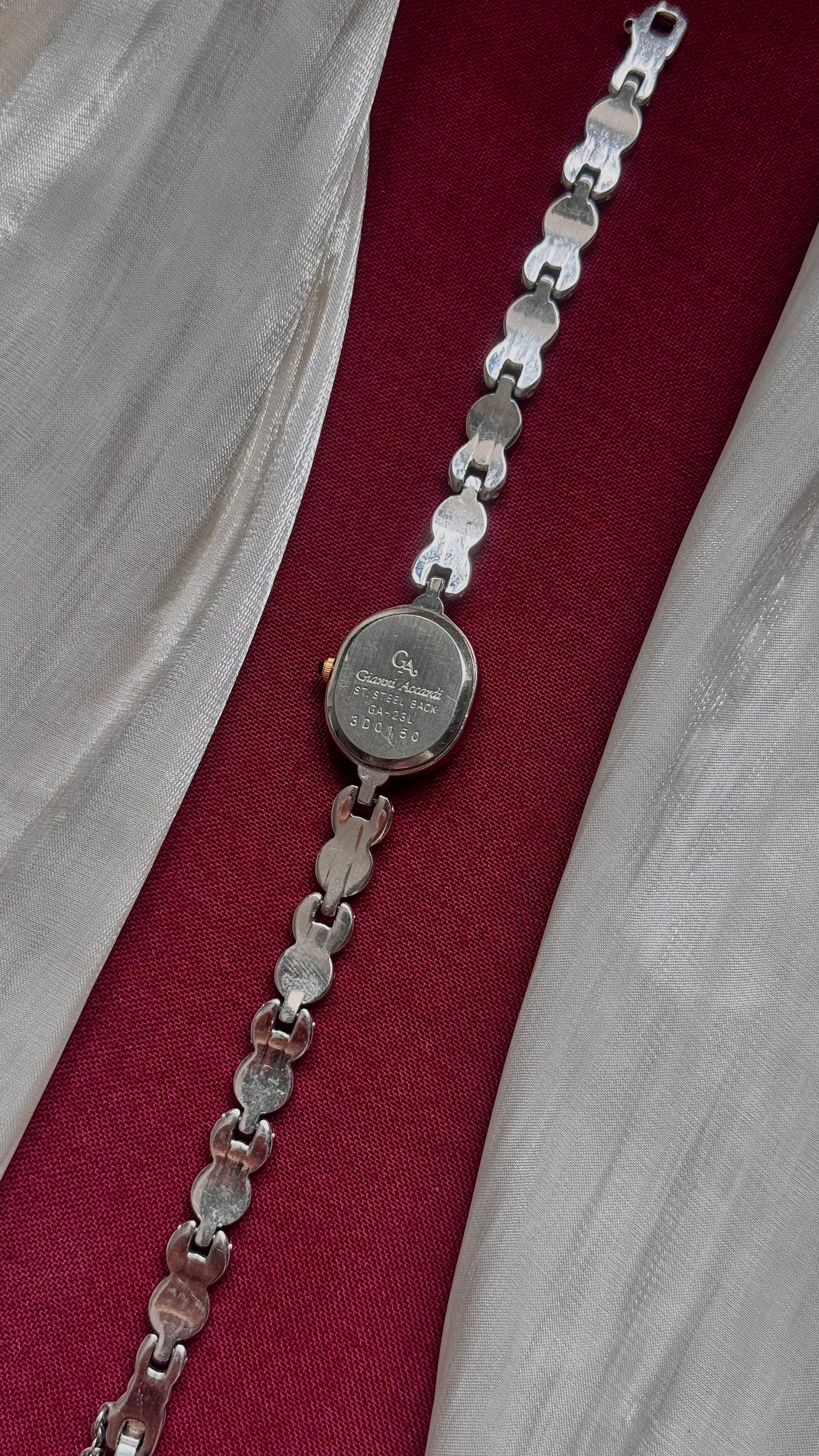 Gianni Accardi Vintage Watch 1990s - Mother of Pearl Dial