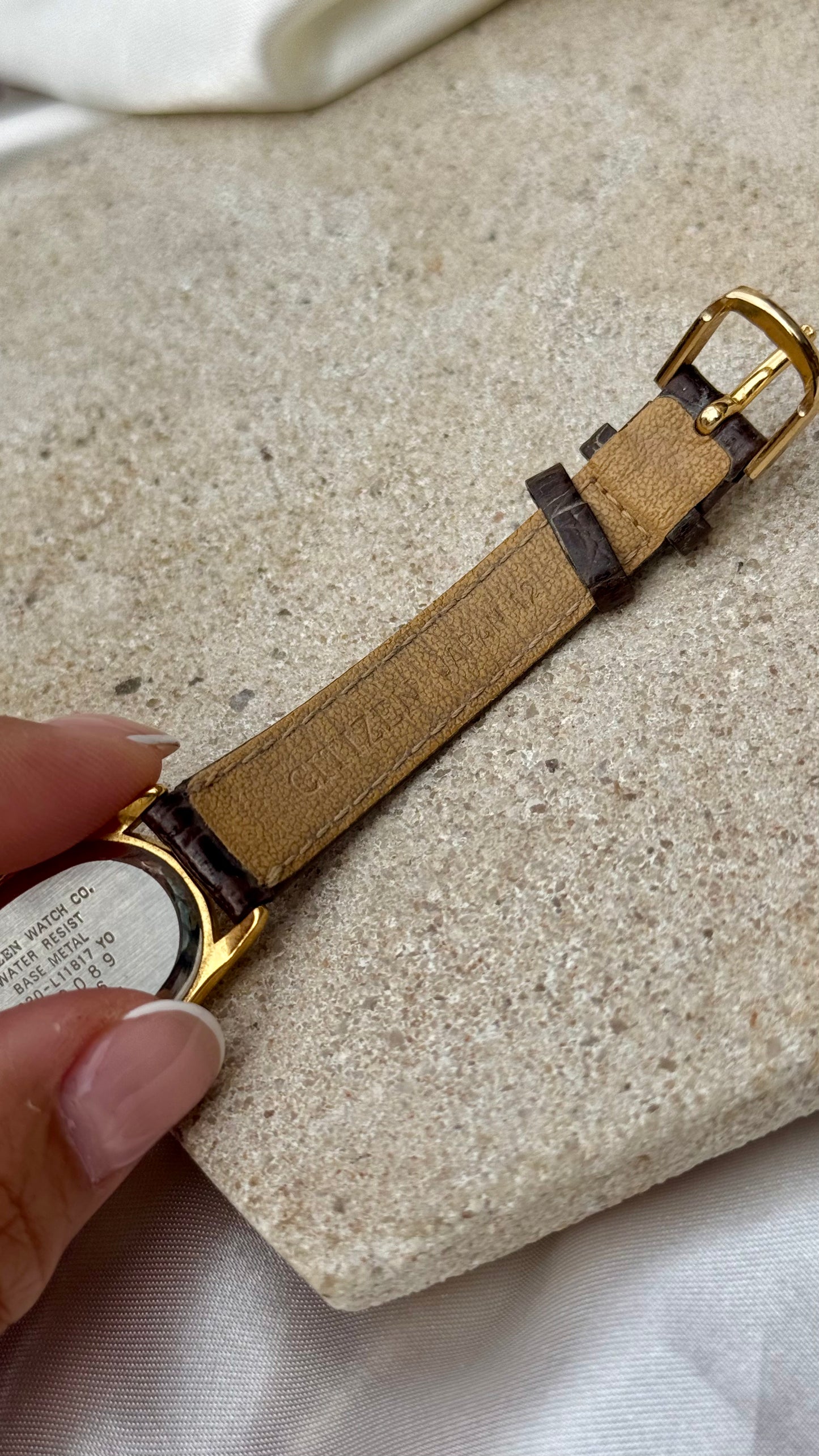 Citizen Baignoire Vintage Watch 1997 - Original leather and buckle, gold plated
