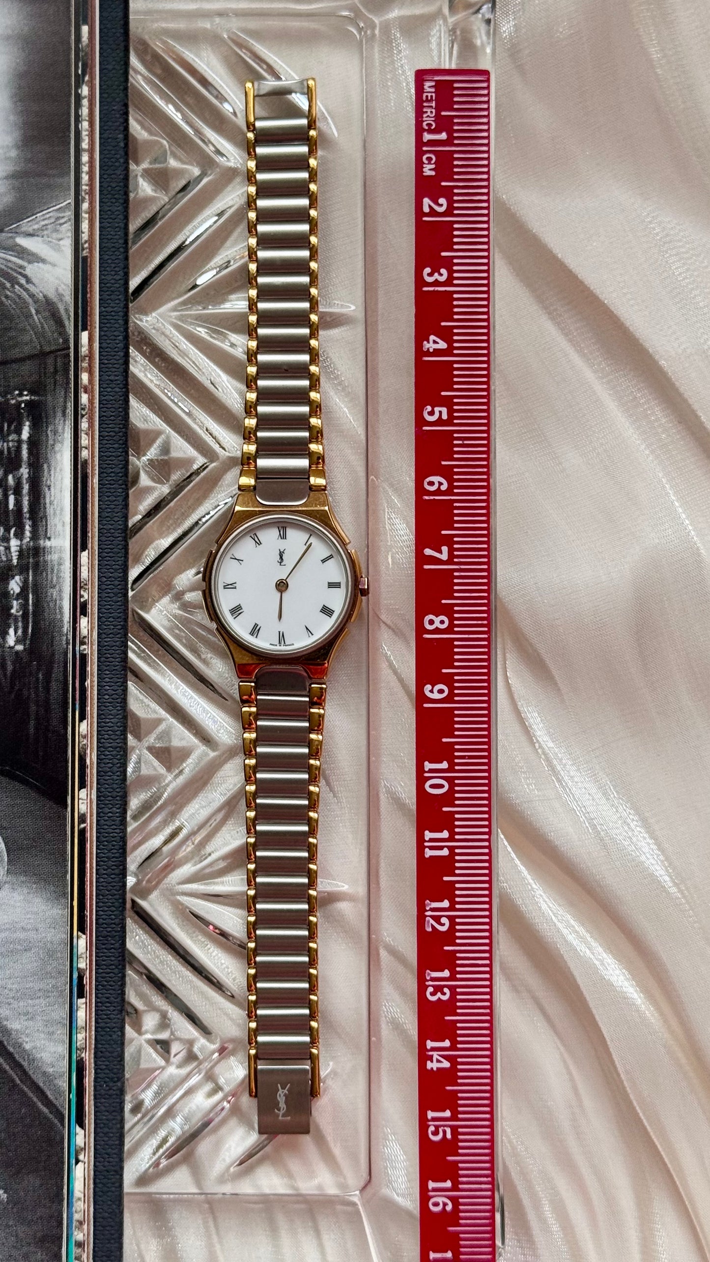 Yves Saint Laurent vintage watch (YSL)
