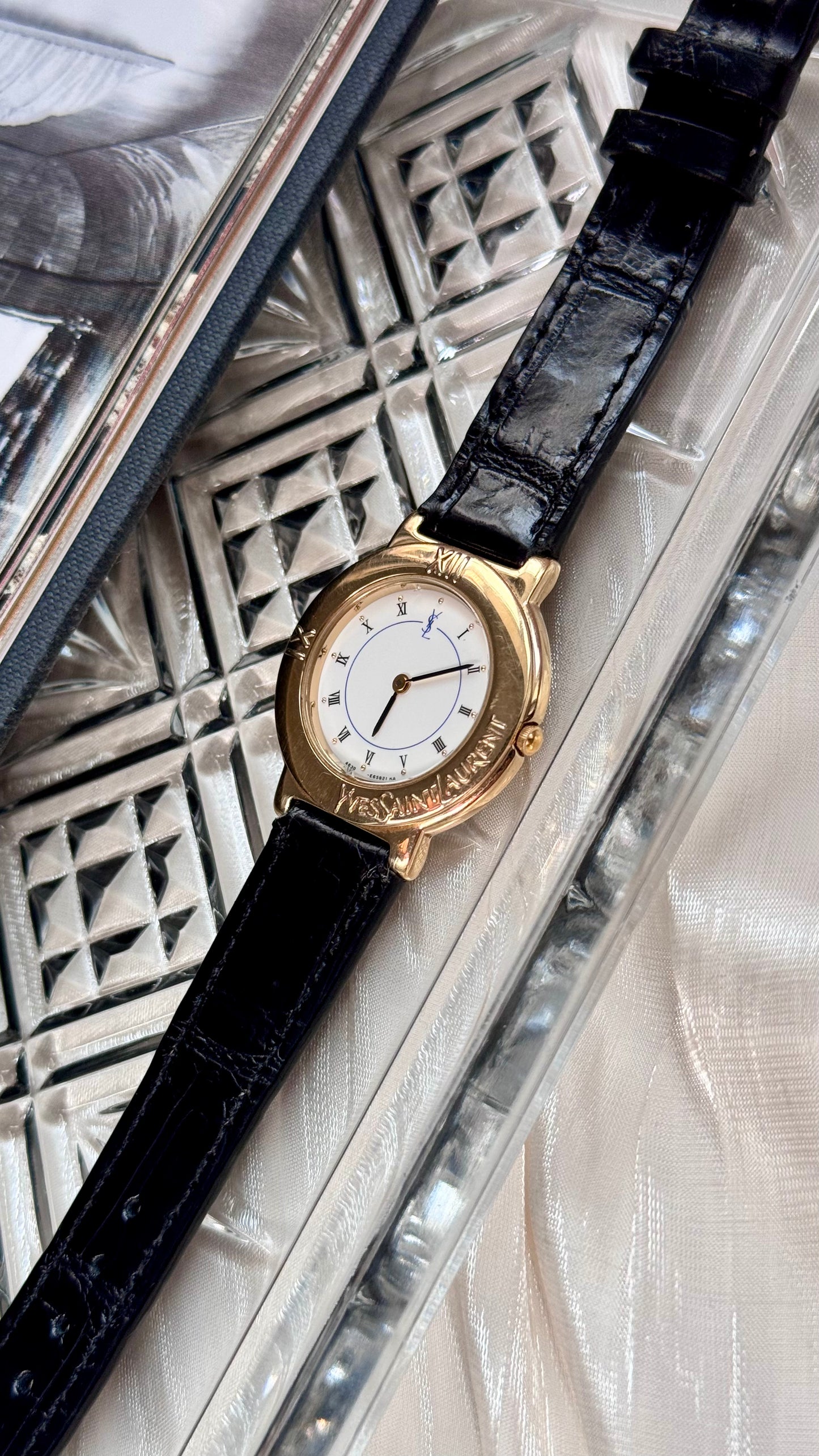 Yves Saint Laurent vintage watch (YSL)