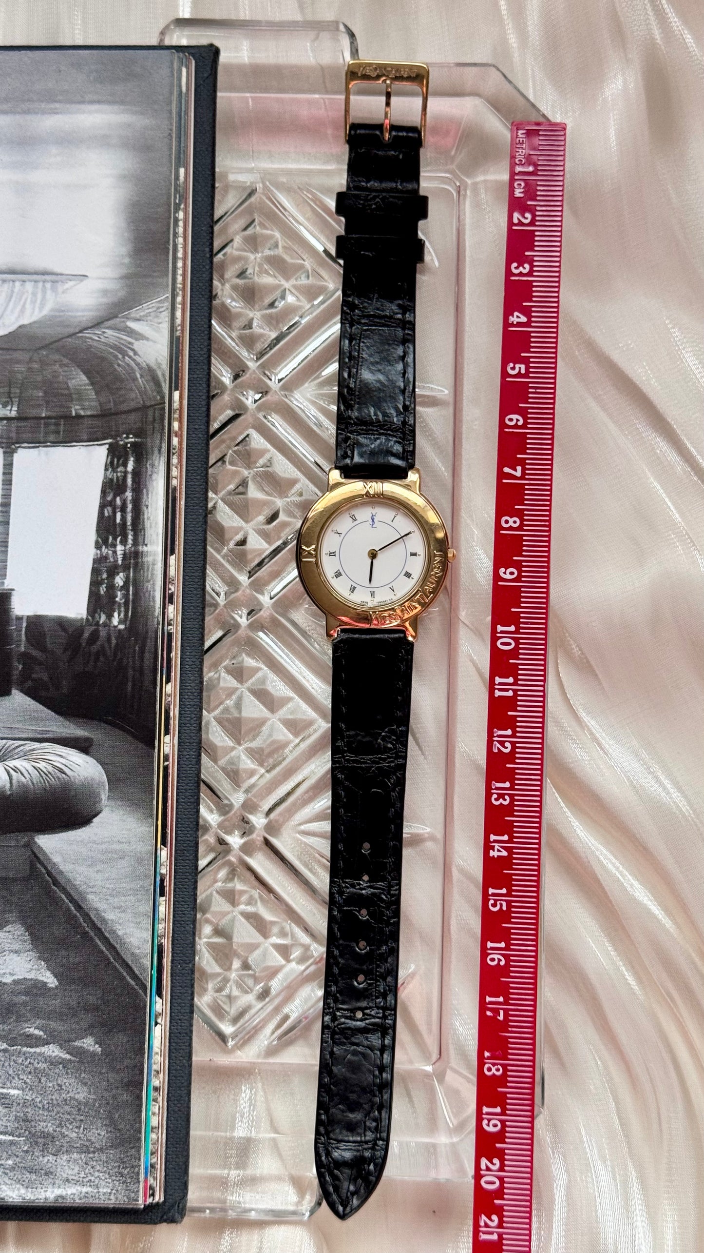 Yves Saint Laurent vintage watch (YSL)