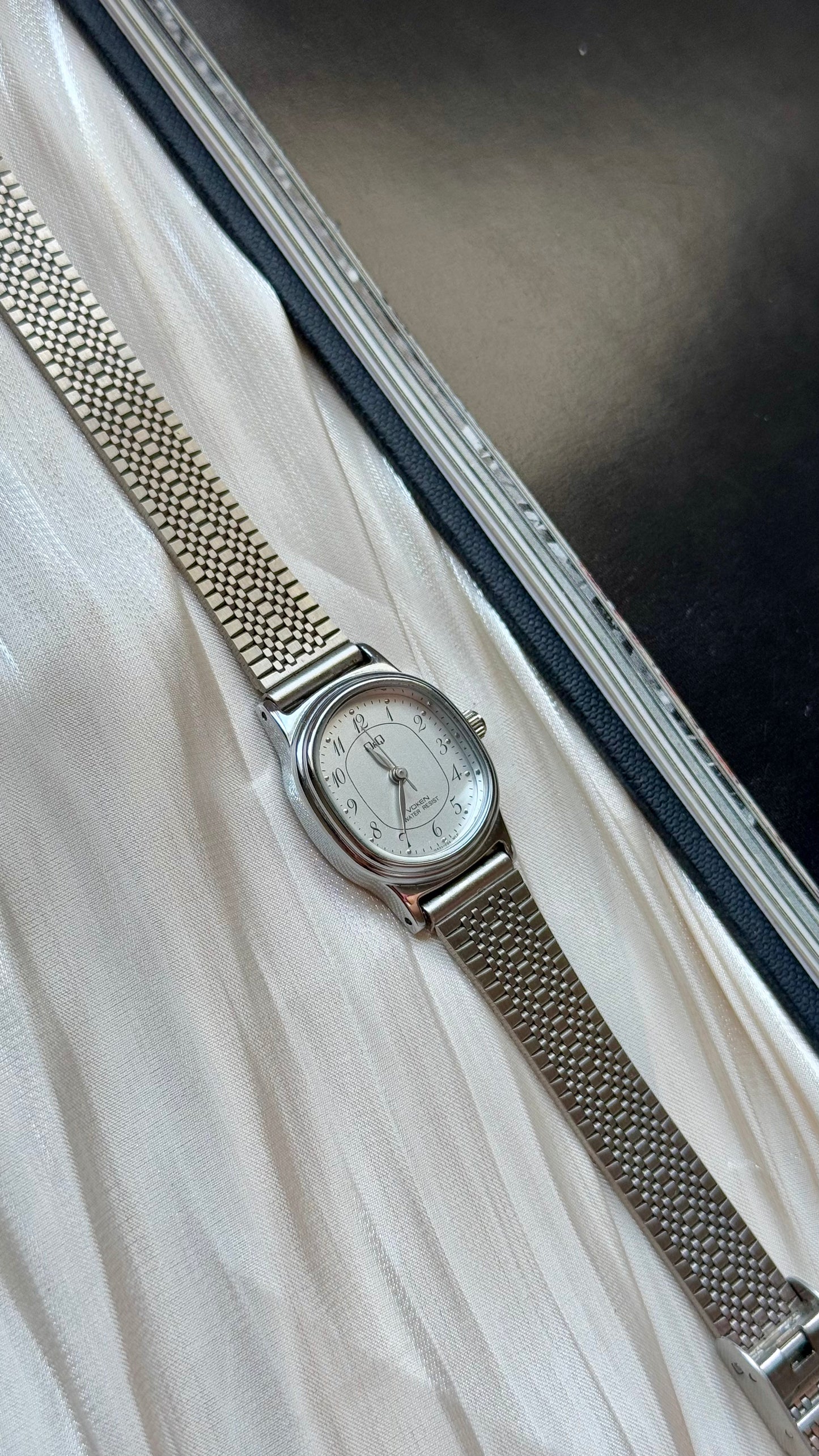 Citizen Q&Q vintage watch