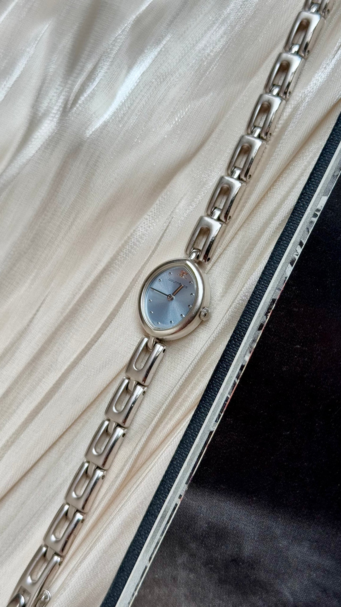 Courrèges vintage watch