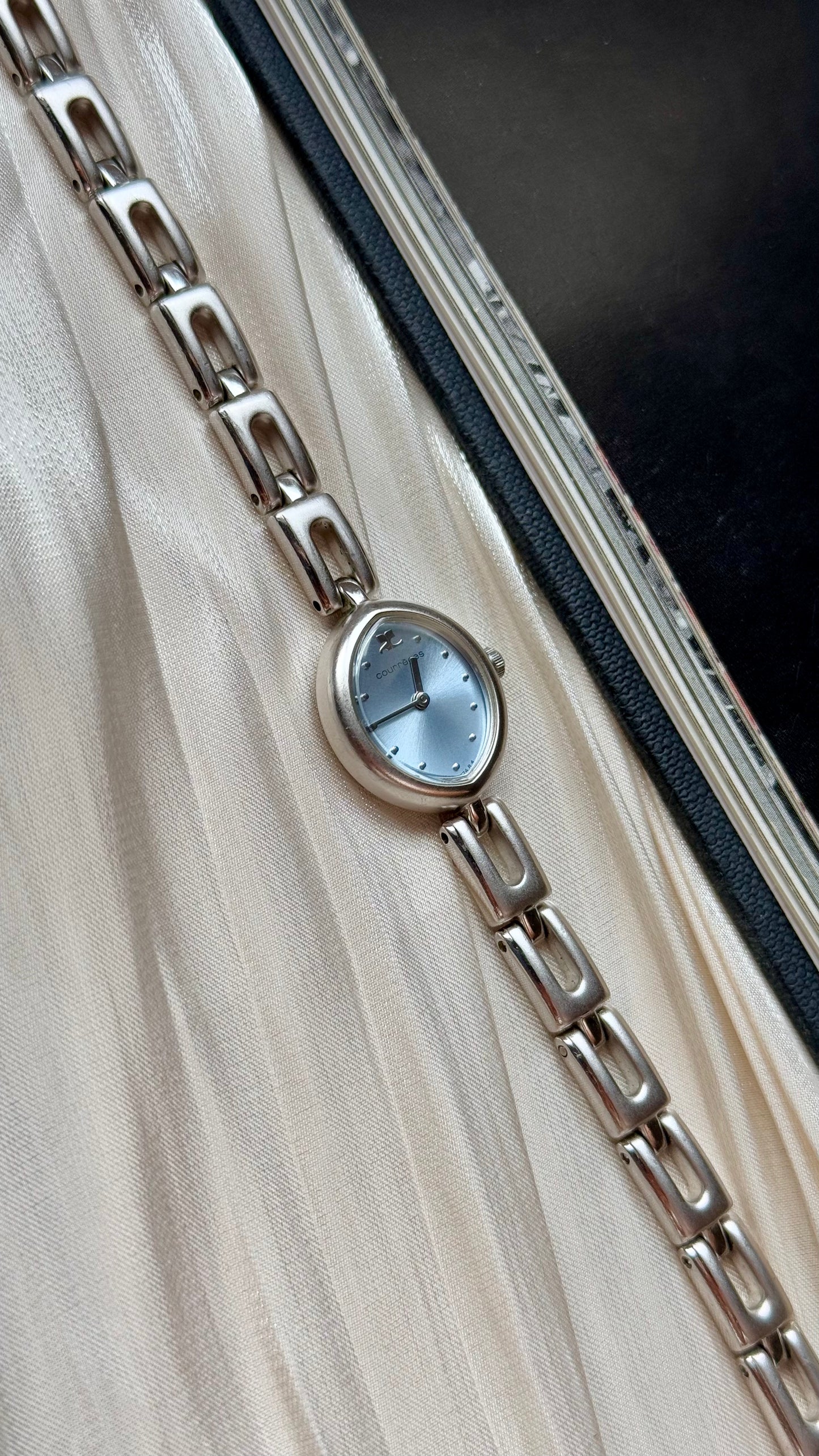 Courrèges vintage watch
