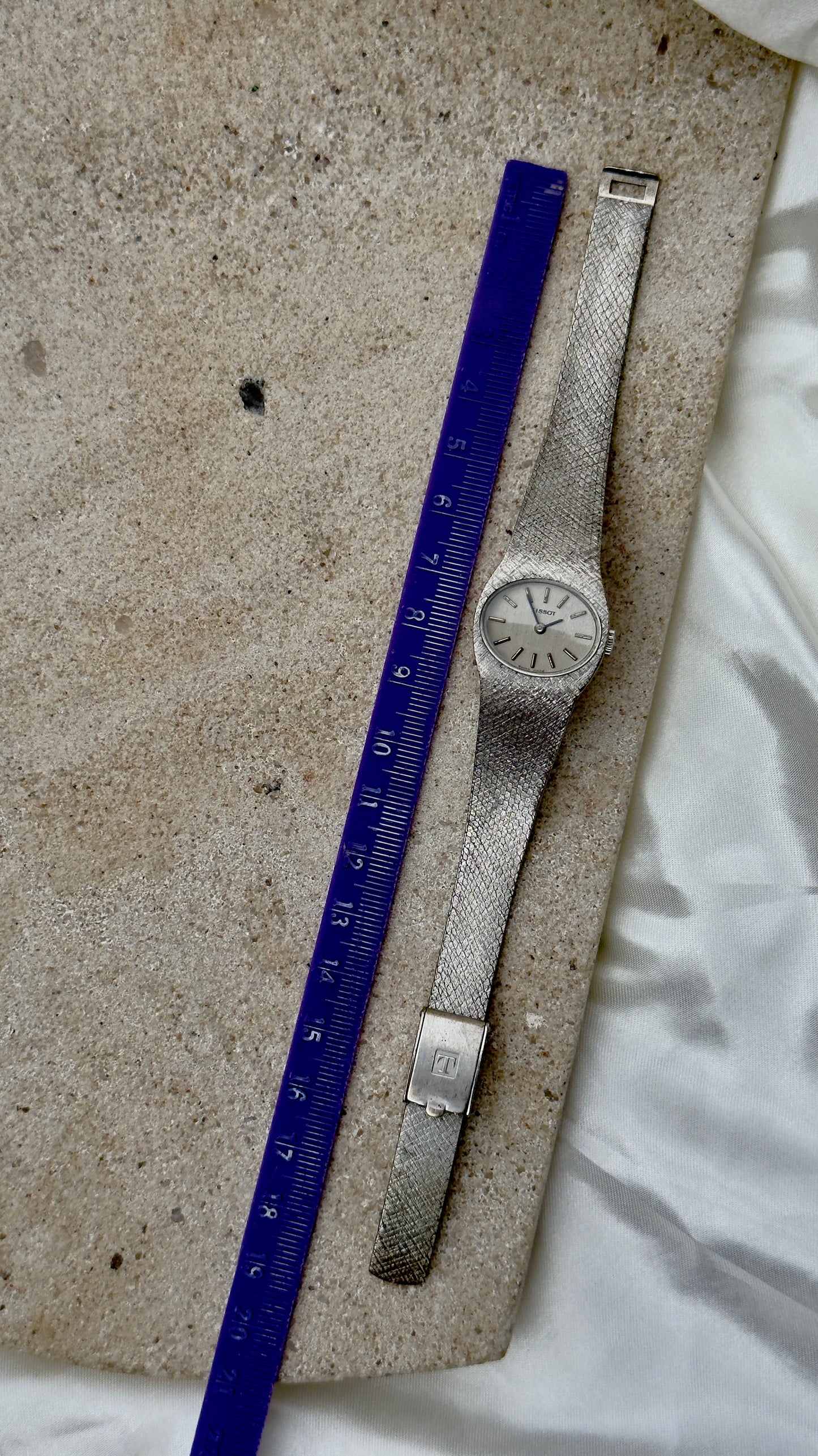 Tissot Vintage Watch 1970s - Manual Wind