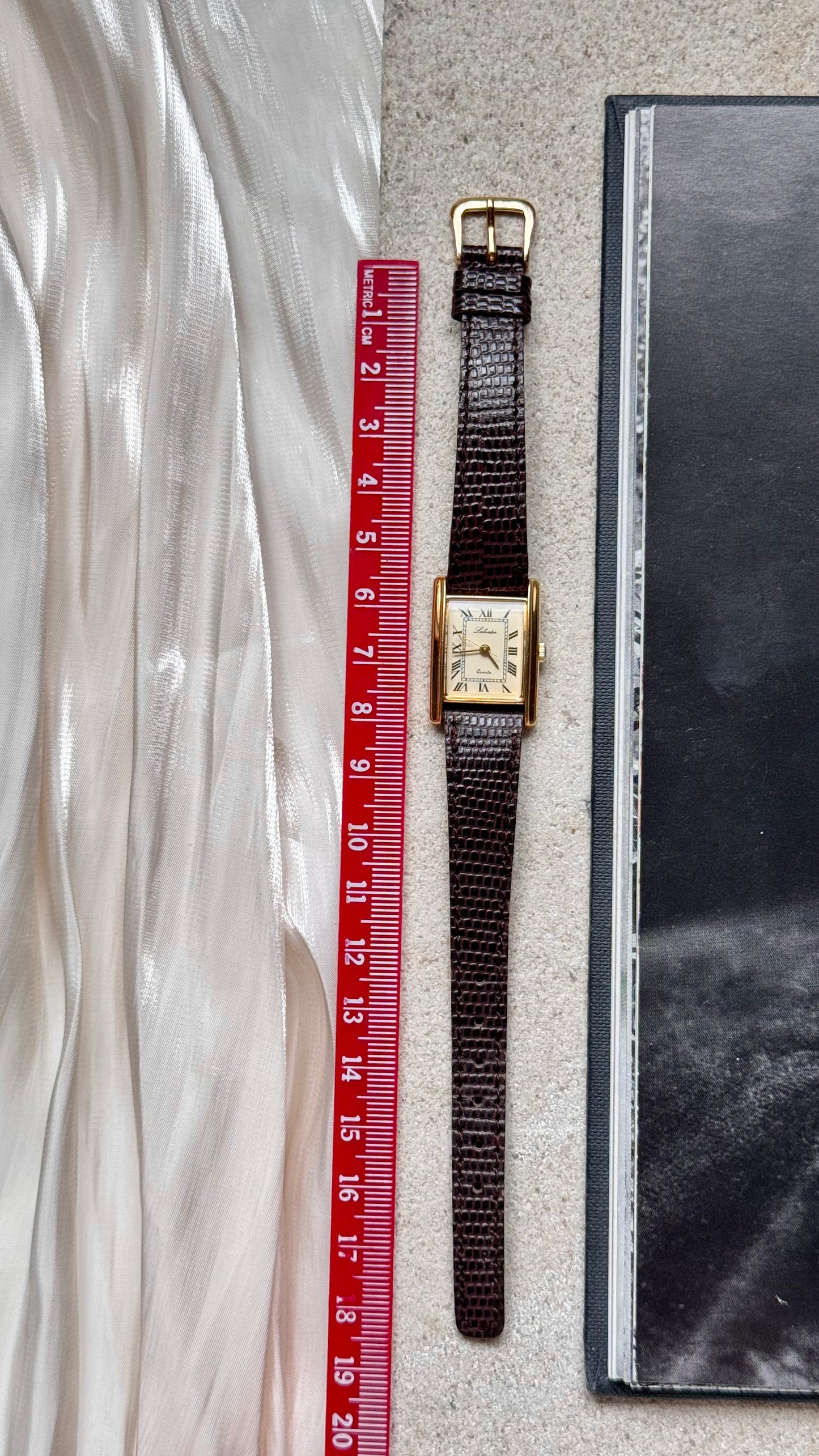 Salvator ladies' vintage tank watch
