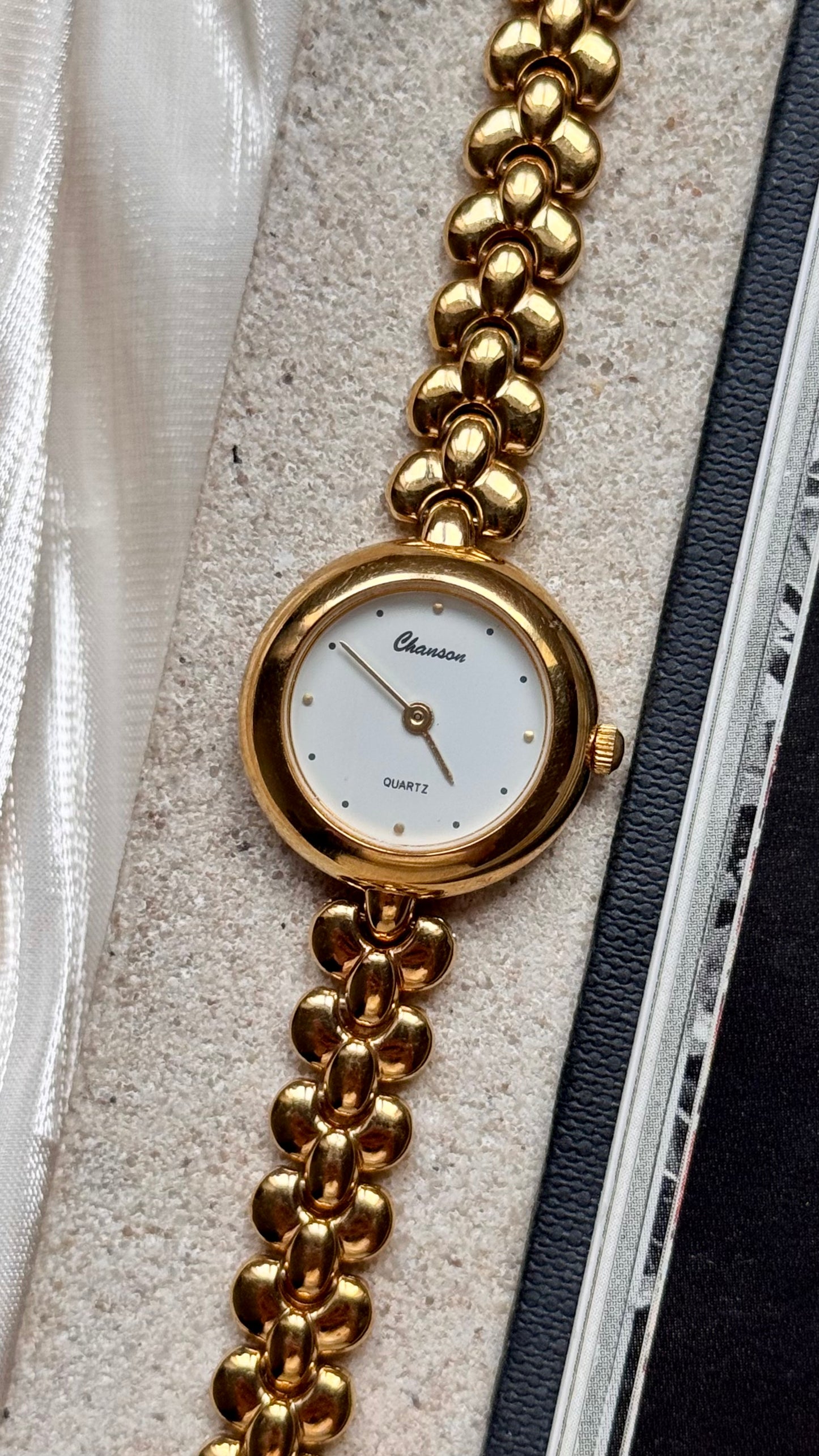 Chanson vintage watch
