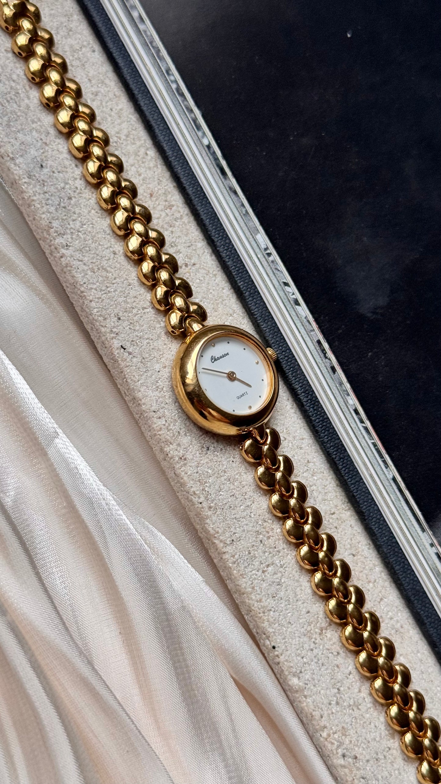 Chanson vintage watch
