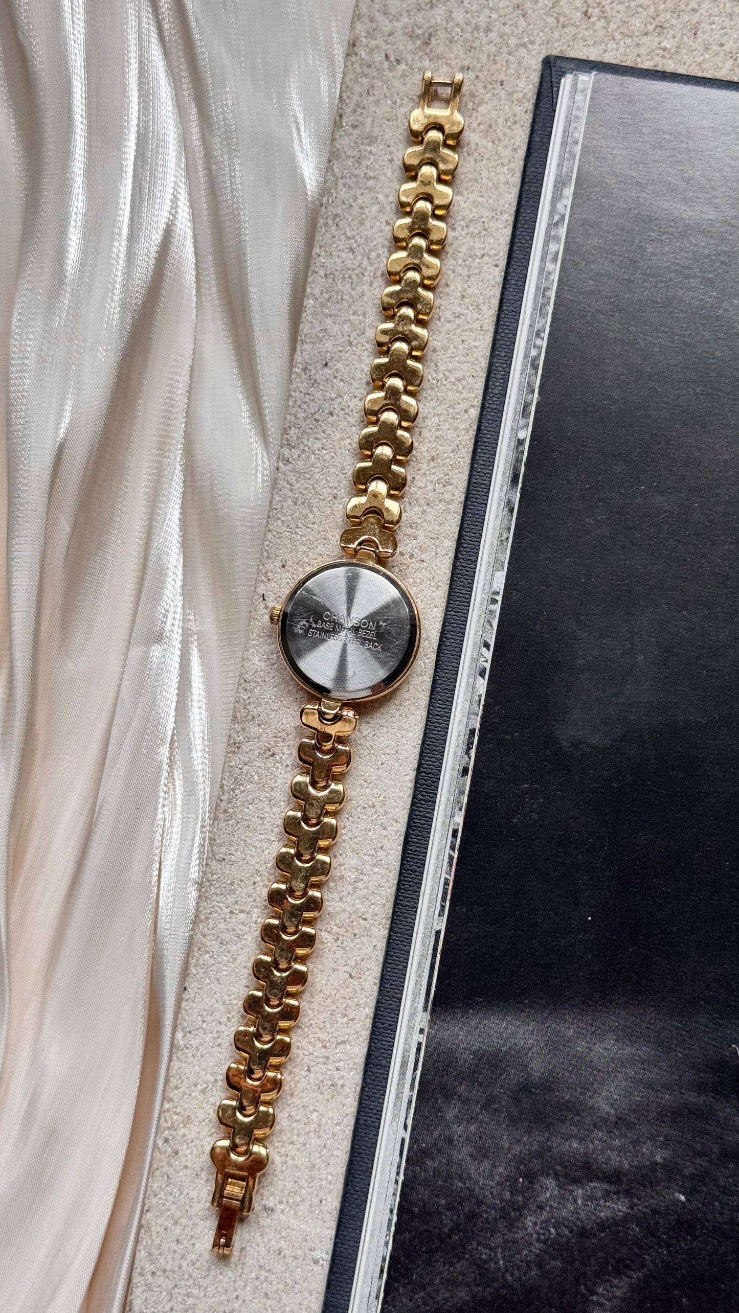 Chanson vintage watch