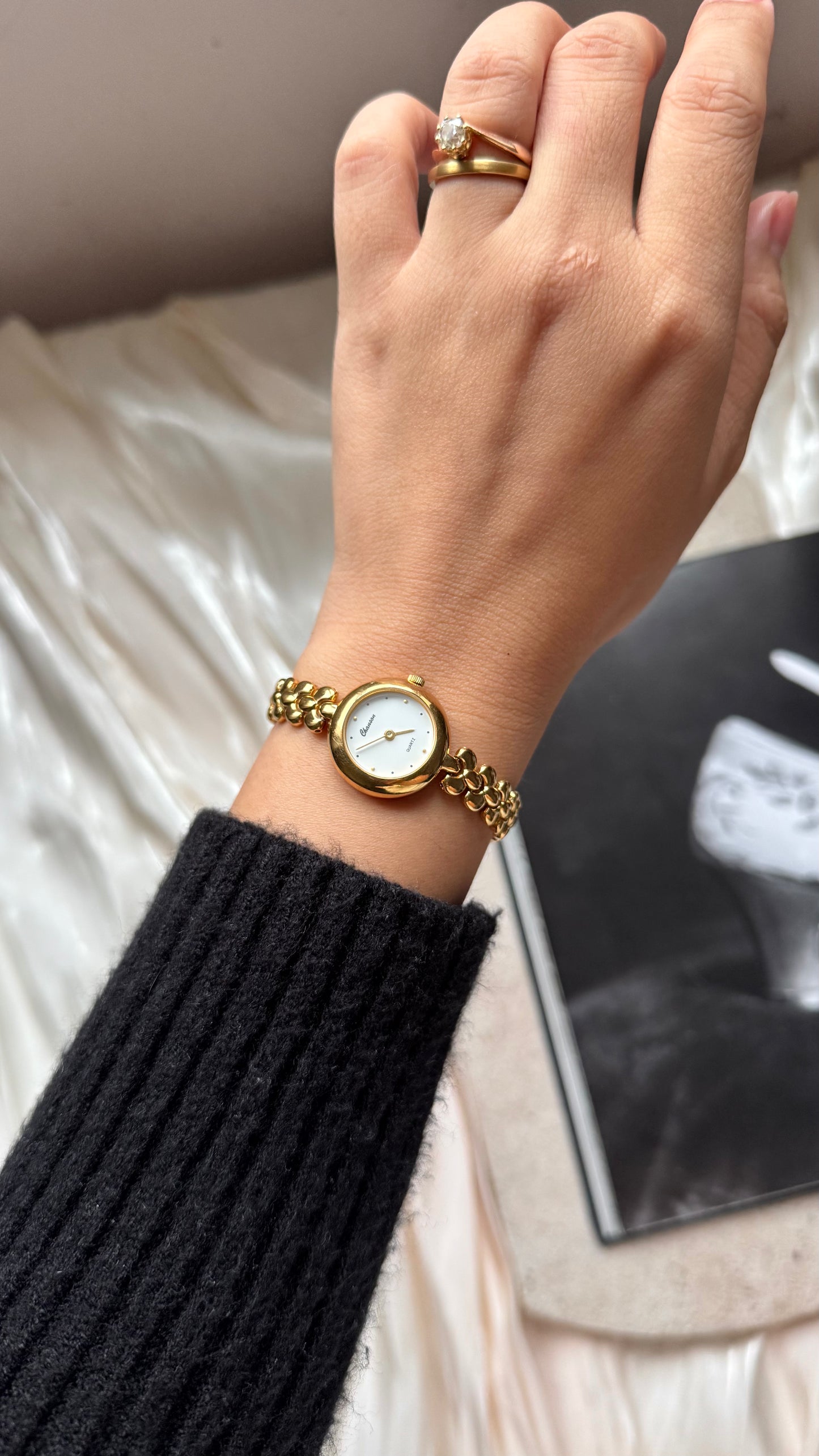 Chanson vintage watch