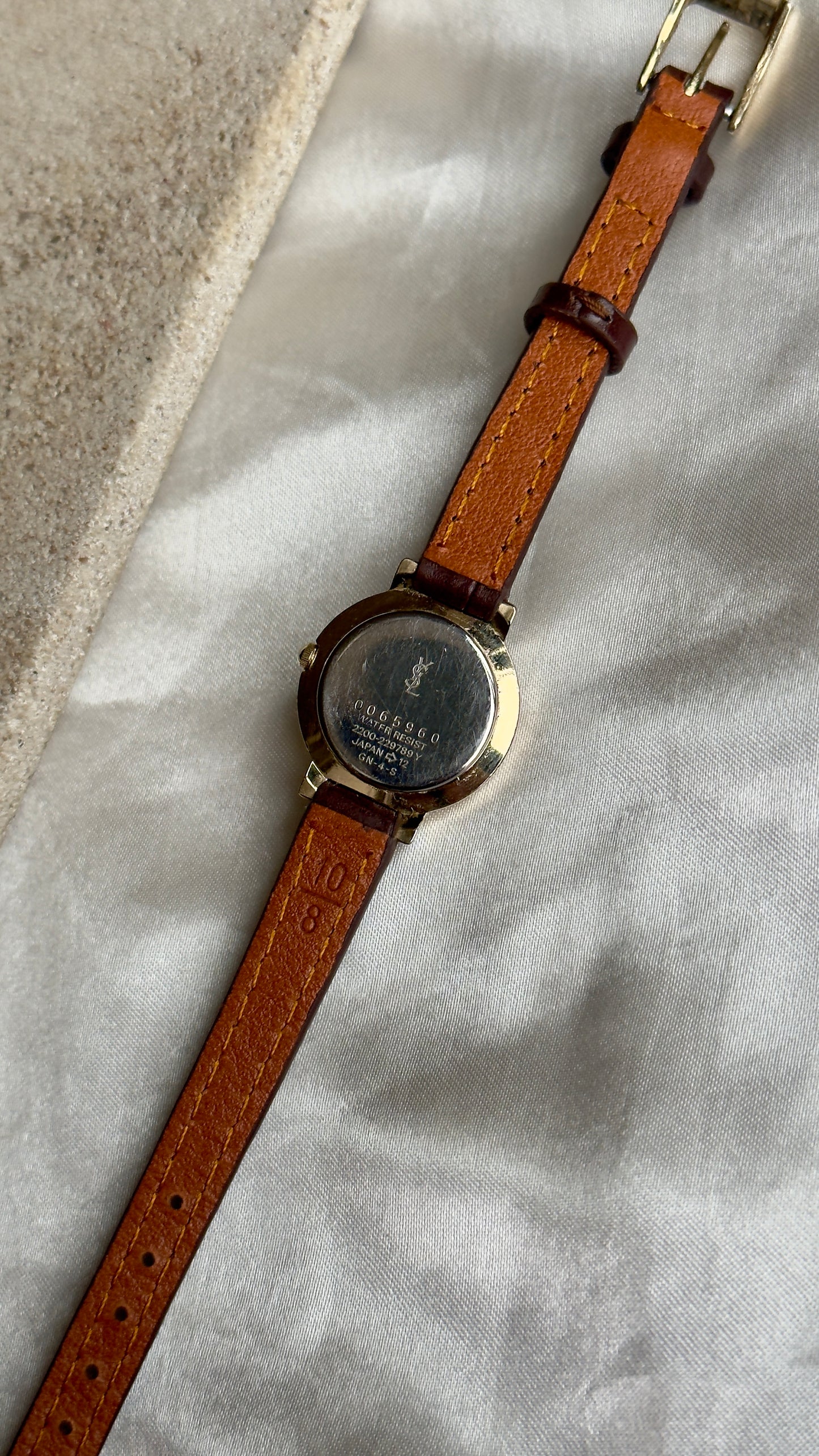 Yves Saint Laurent vintage watch (YSL) 1990 - Bespoke genuine leathe