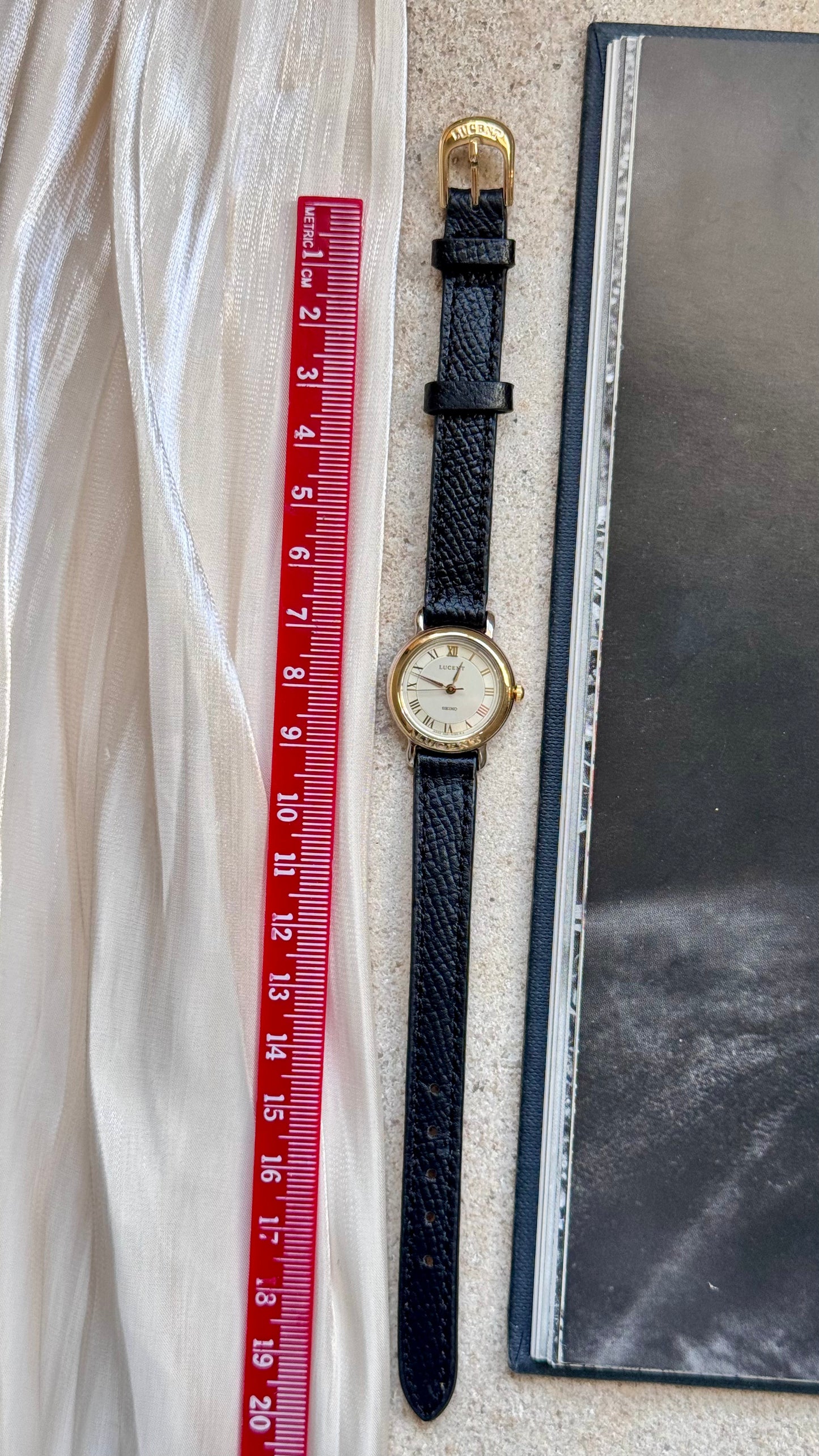 Seiko Lucent vintage watch 1994
