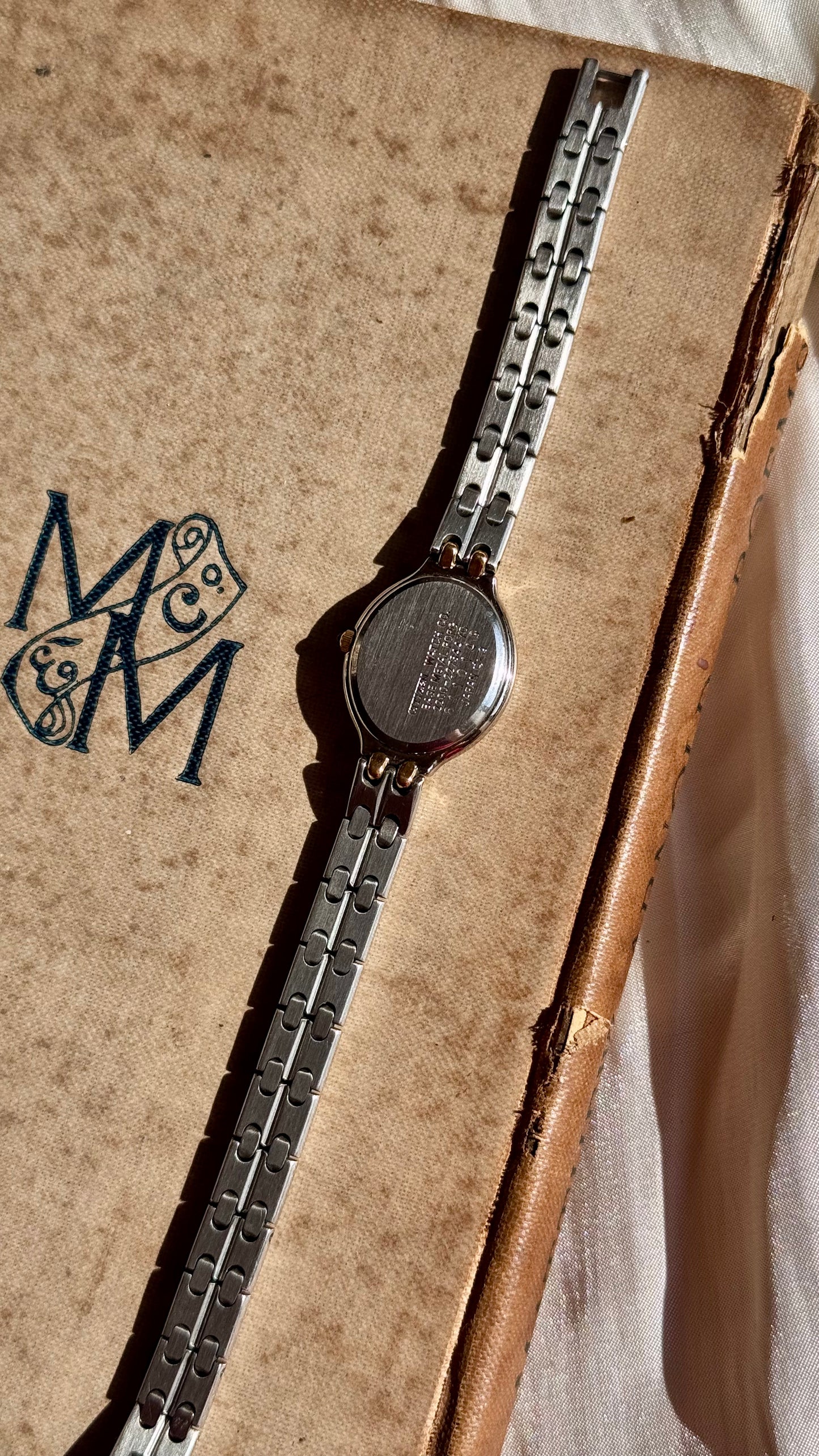 1998 Vintage Citizen Exceed Watch - Ultra Slim