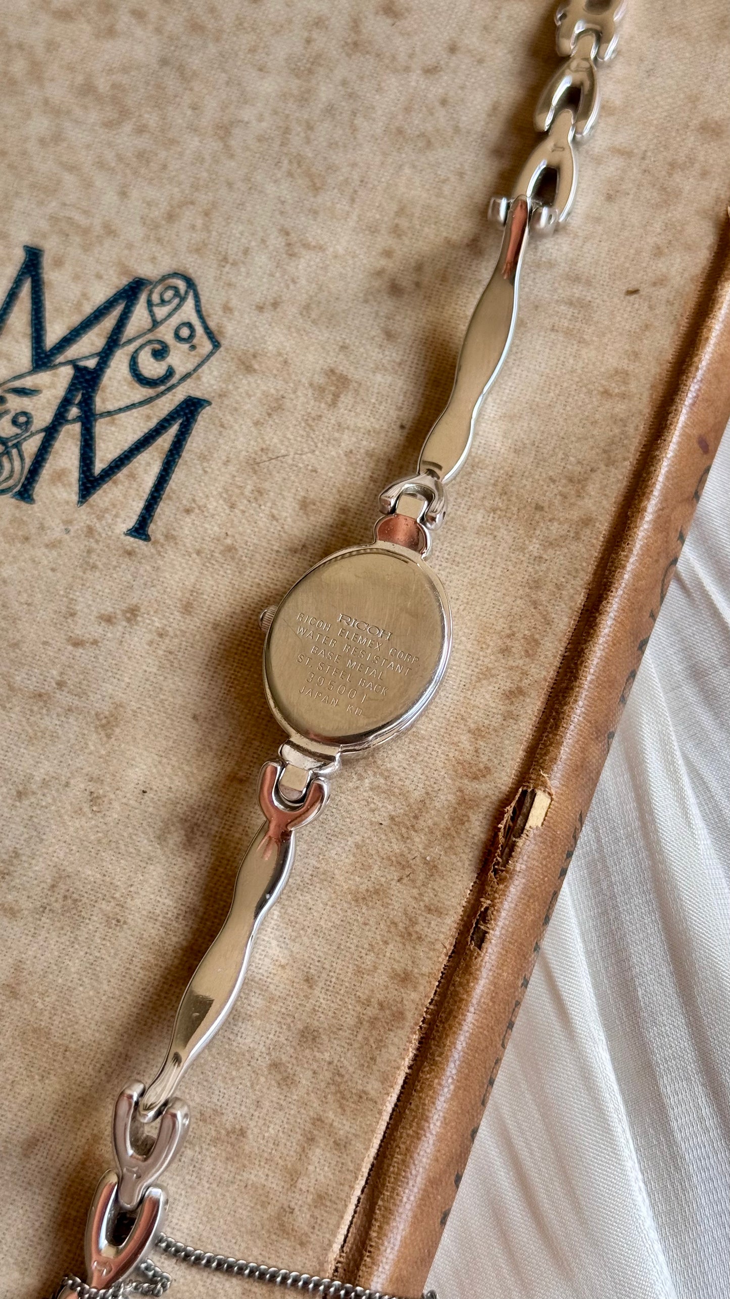 Monpérier - Ricoh Vintage Watch 1990s