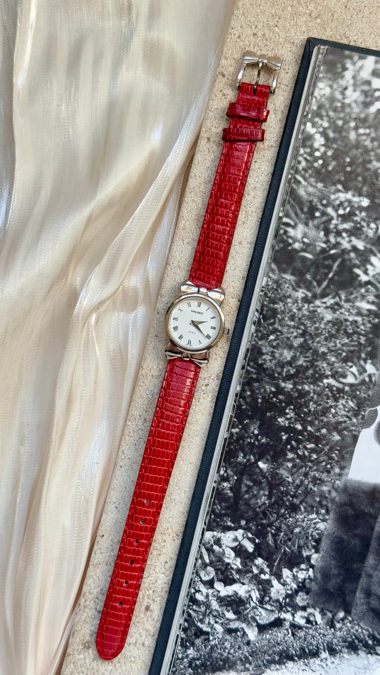 Nina Ricci vintage watch