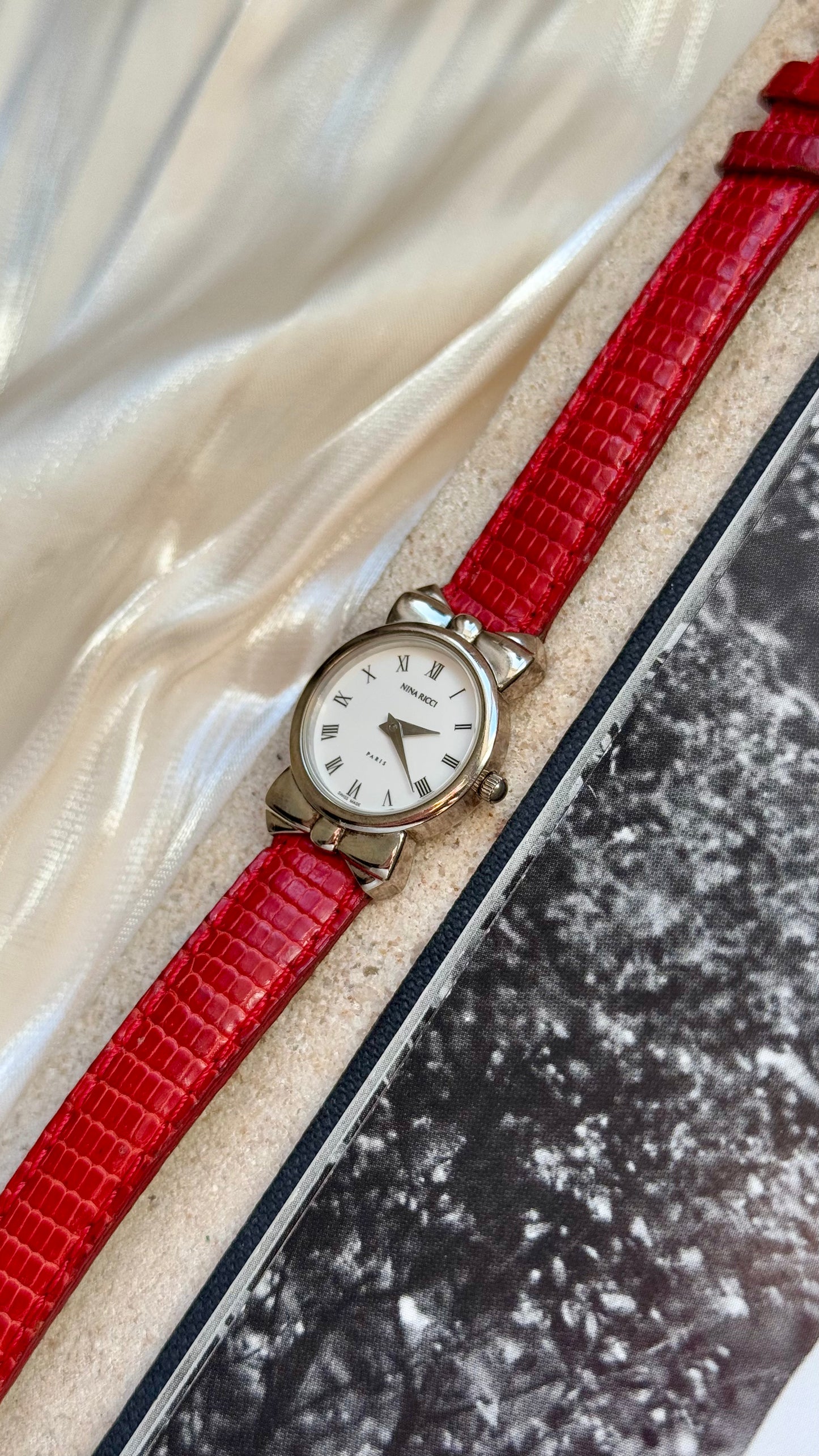 Nina Ricci vintage watch