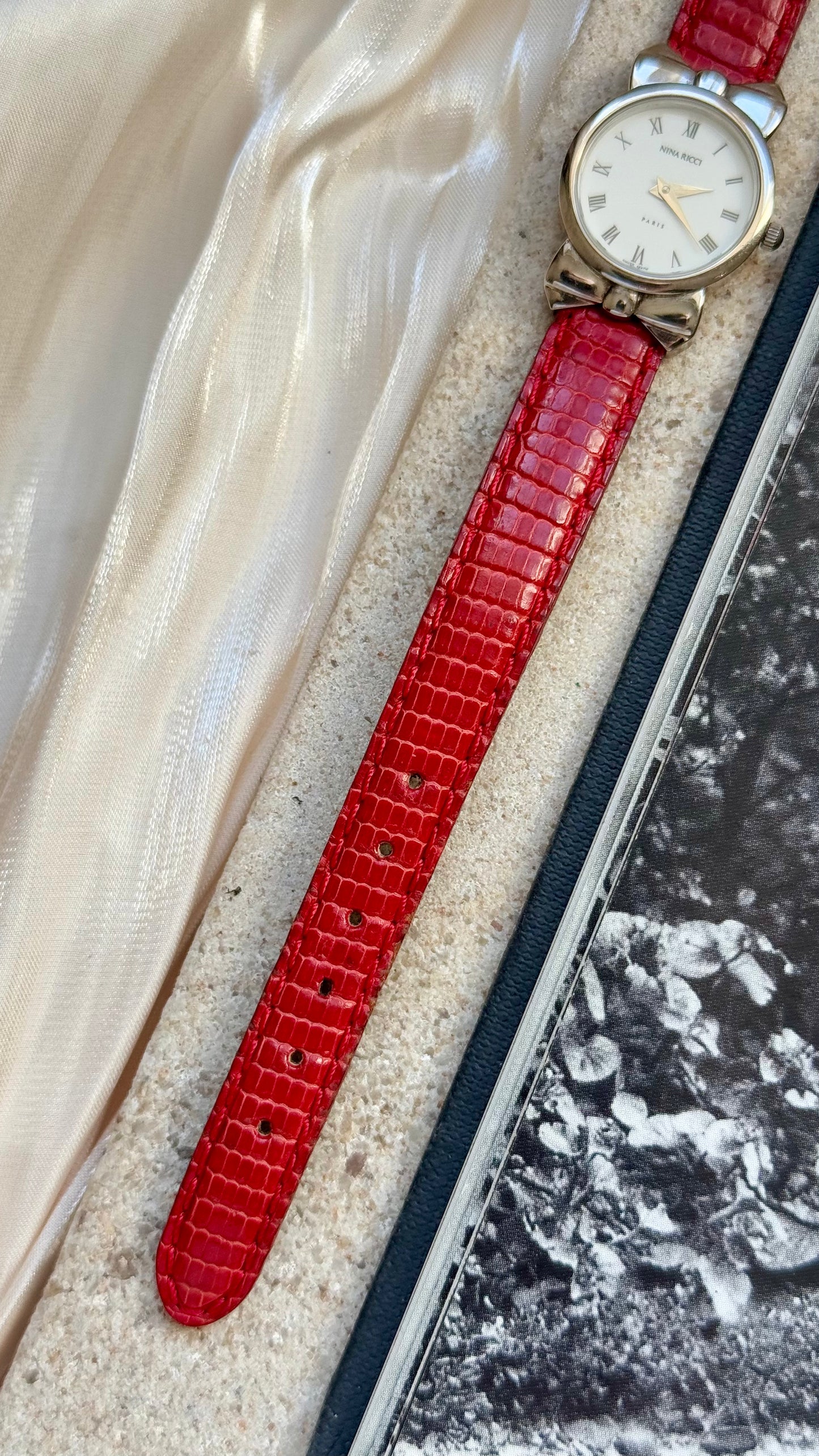 Nina Ricci vintage watch