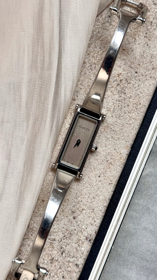 Gucci 1500L vintage watch