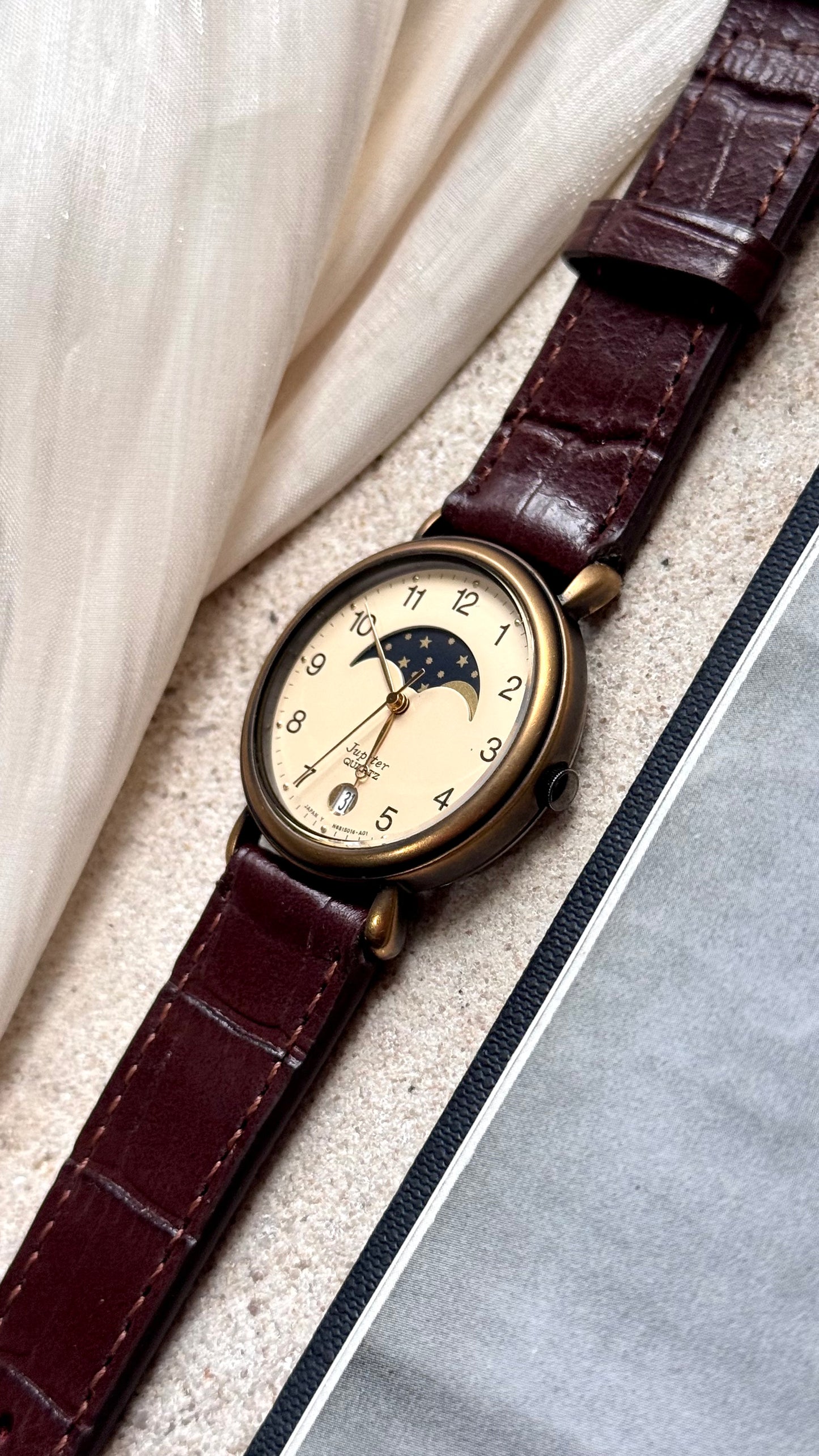 ORIENT Jupiter vintage watch - Moon phase calendar