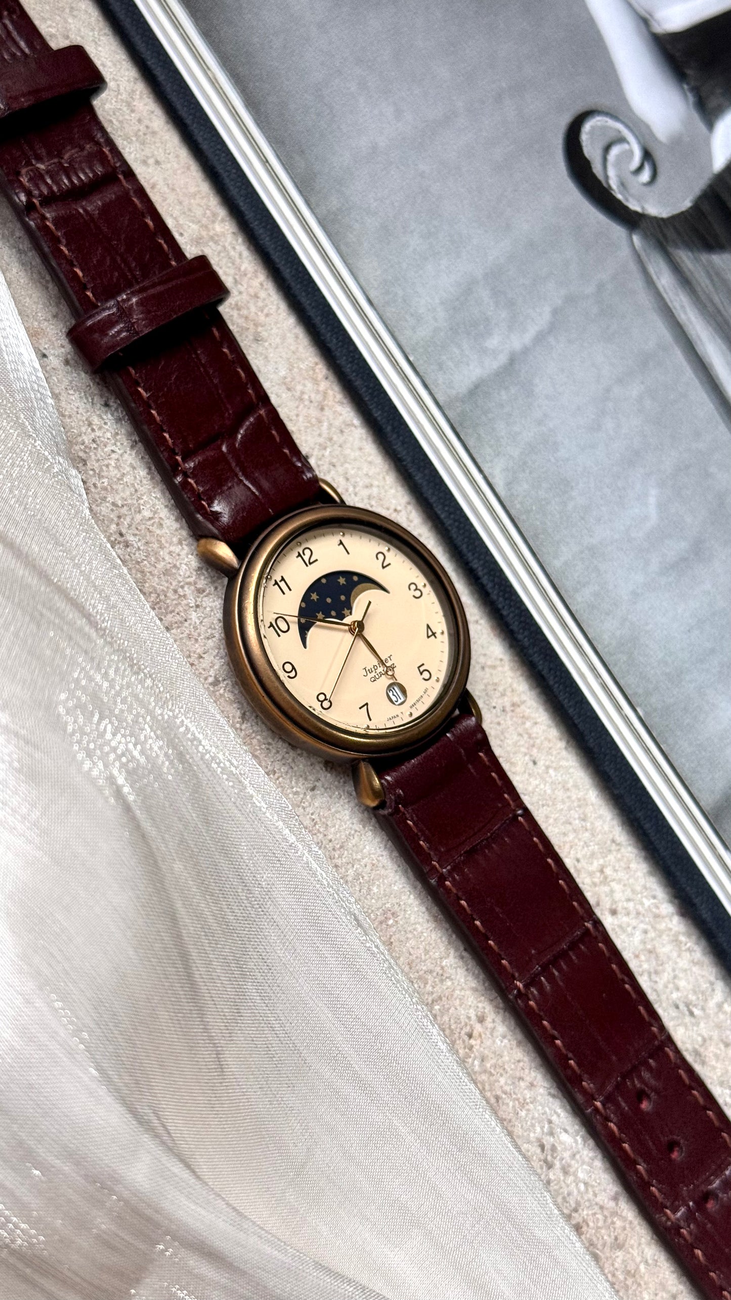ORIENT Jupiter vintage watch - Moon phase calendar