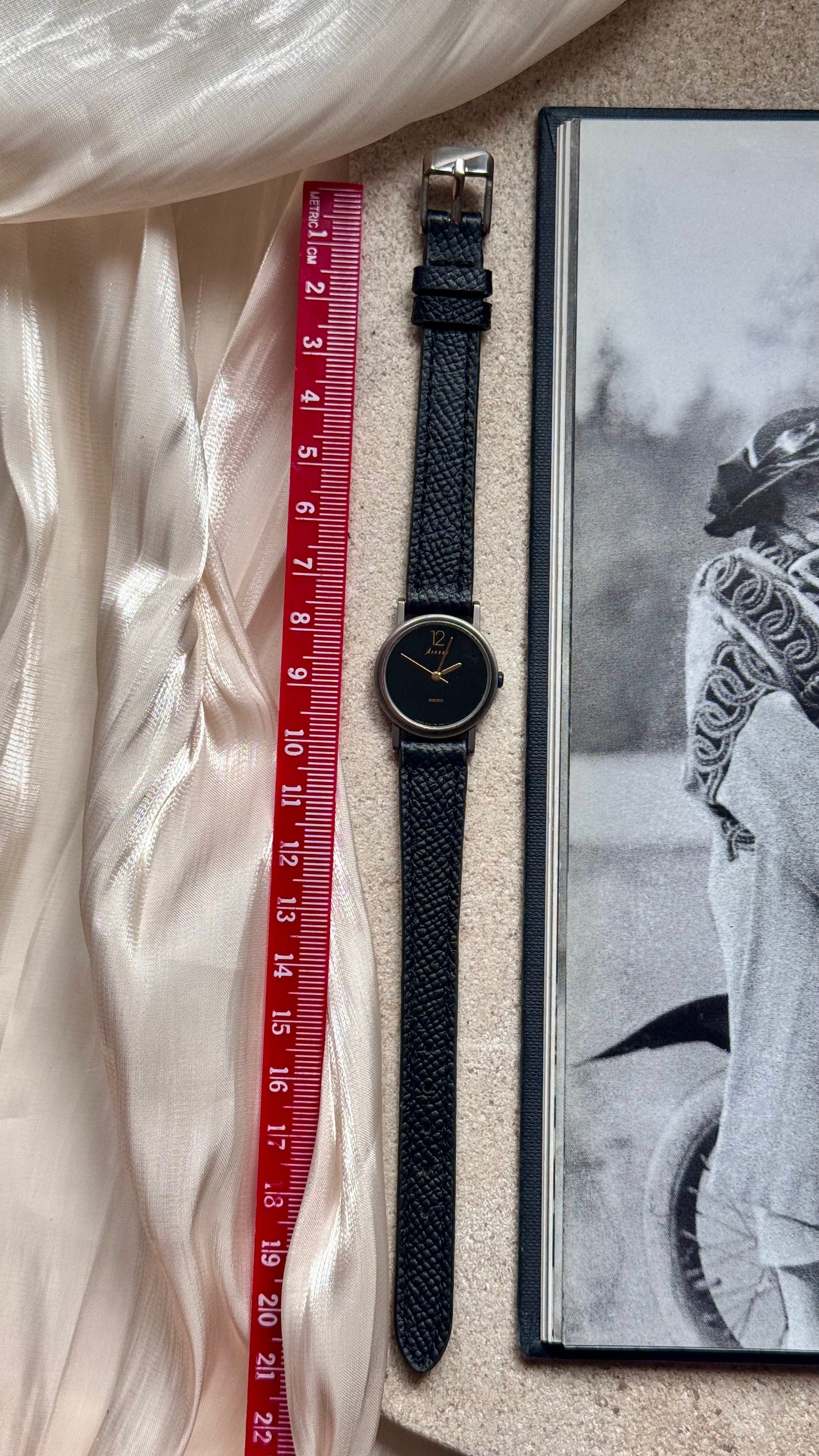 Seiko Avenue vintage watch 1995
