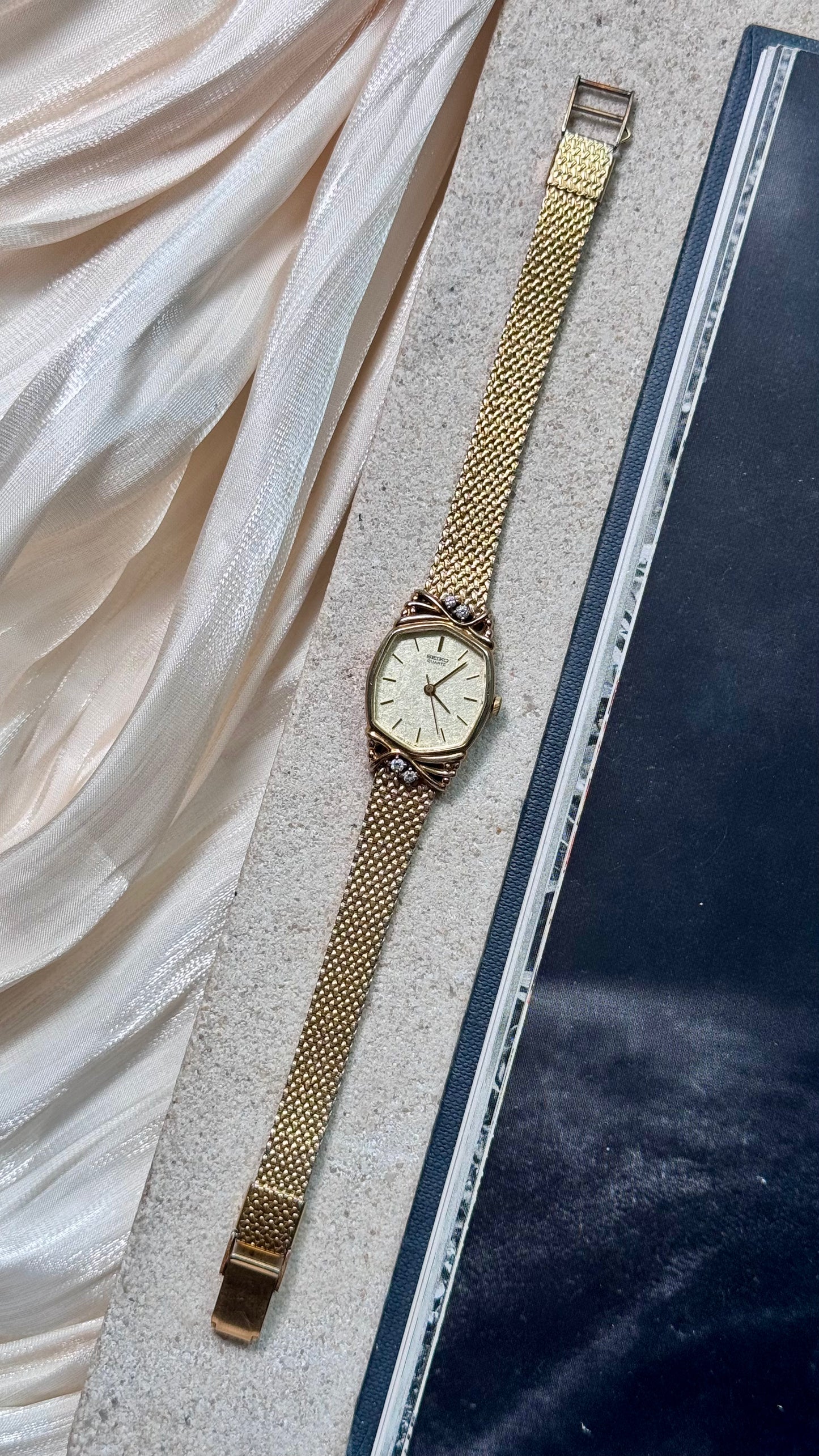 Seiko vintage watch - 18k gold plated with diamonds