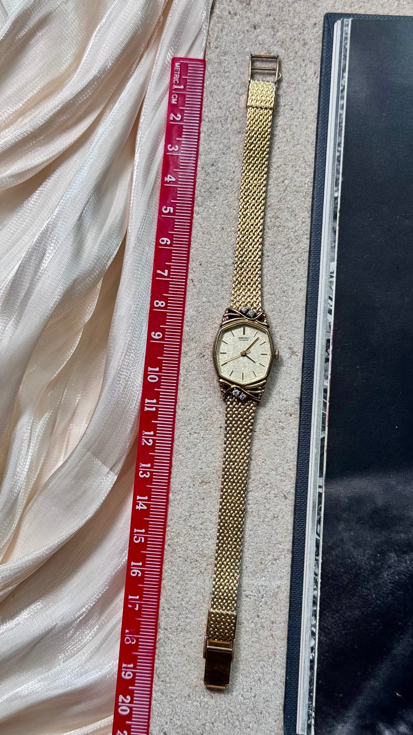 Seiko vintage watch - 18k gold plated with diamonds