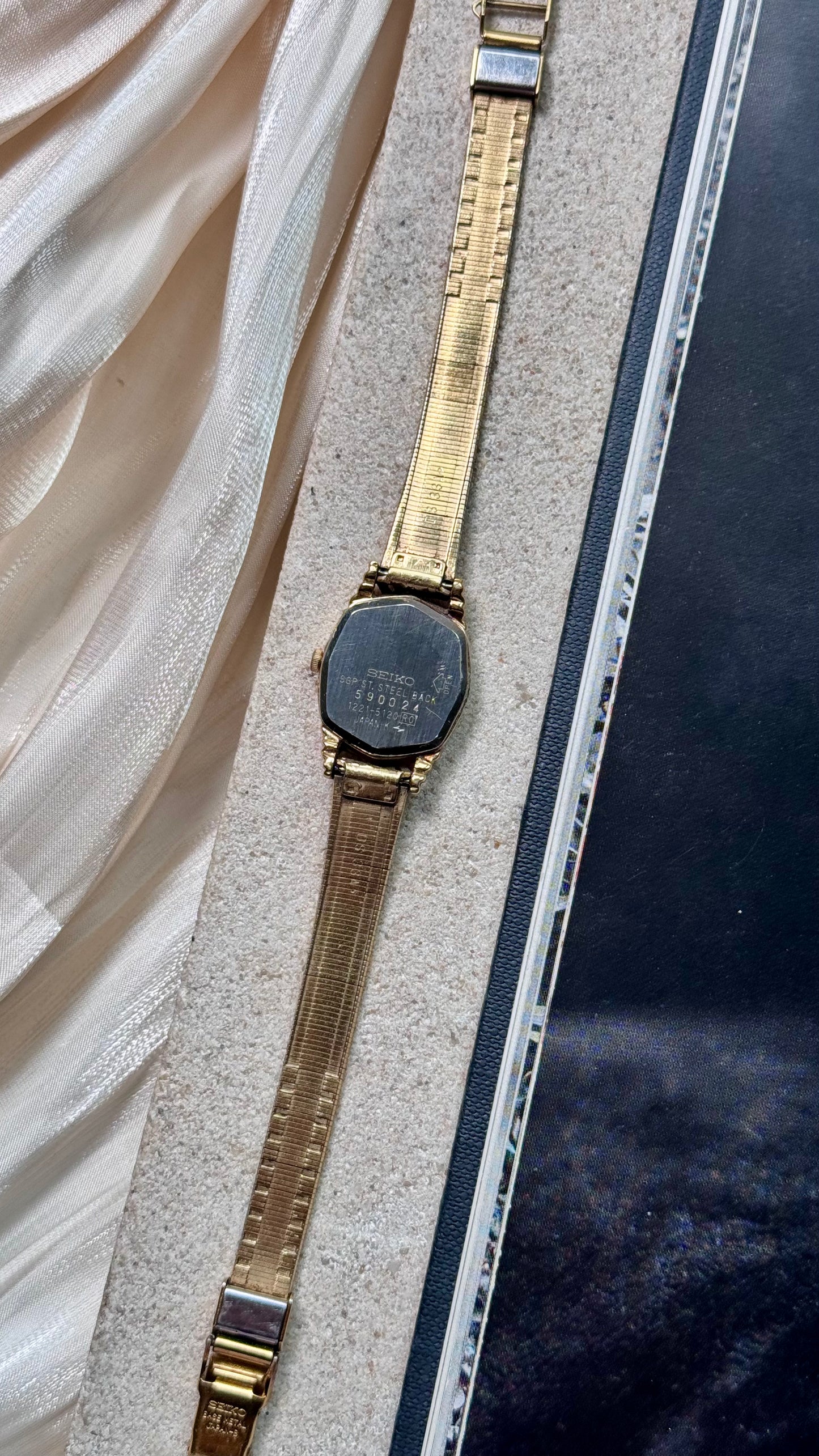 Seiko vintage watch - 18k gold plated with diamonds