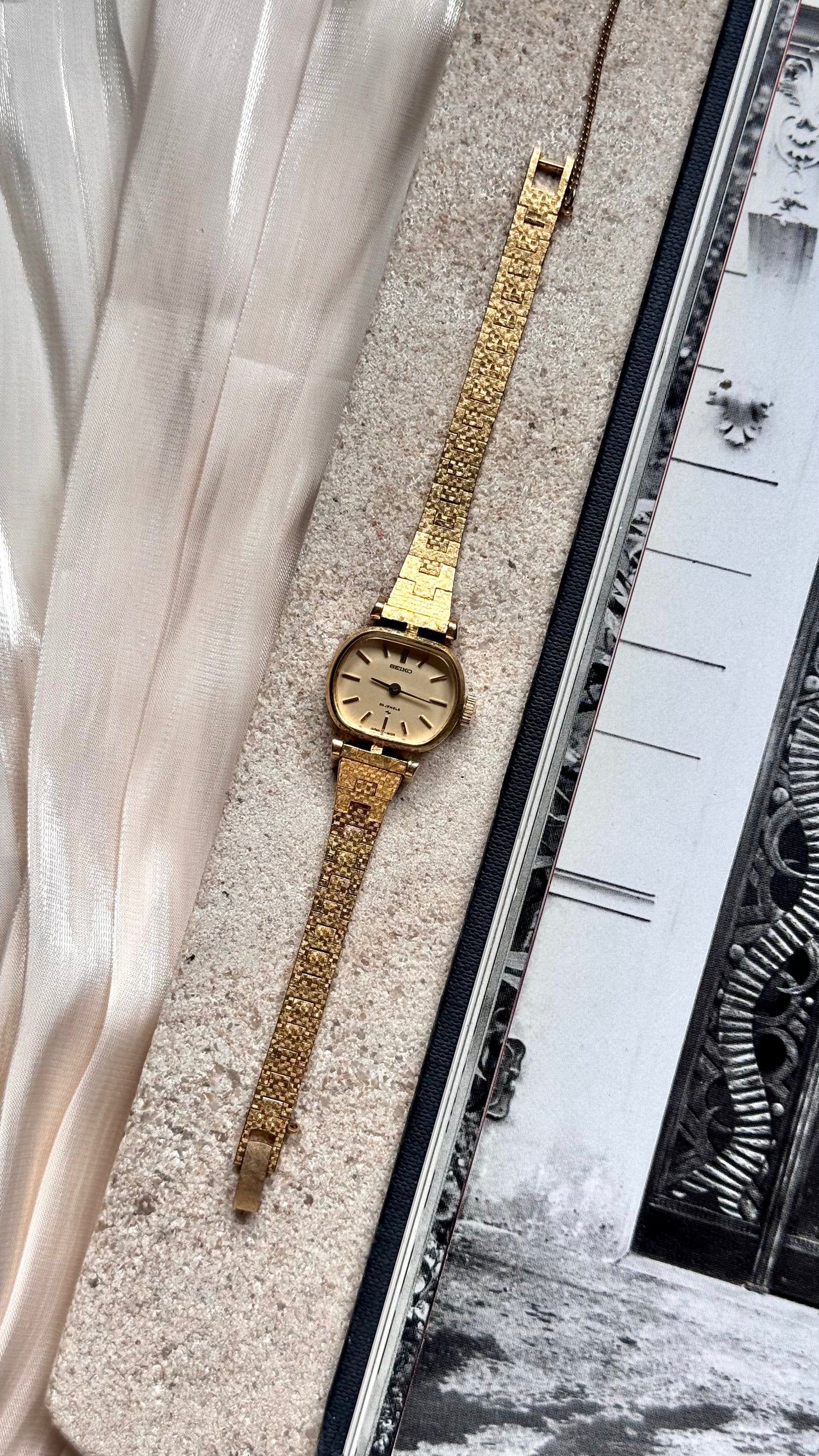 Seiko vintage watch - 18k gold plated 1976