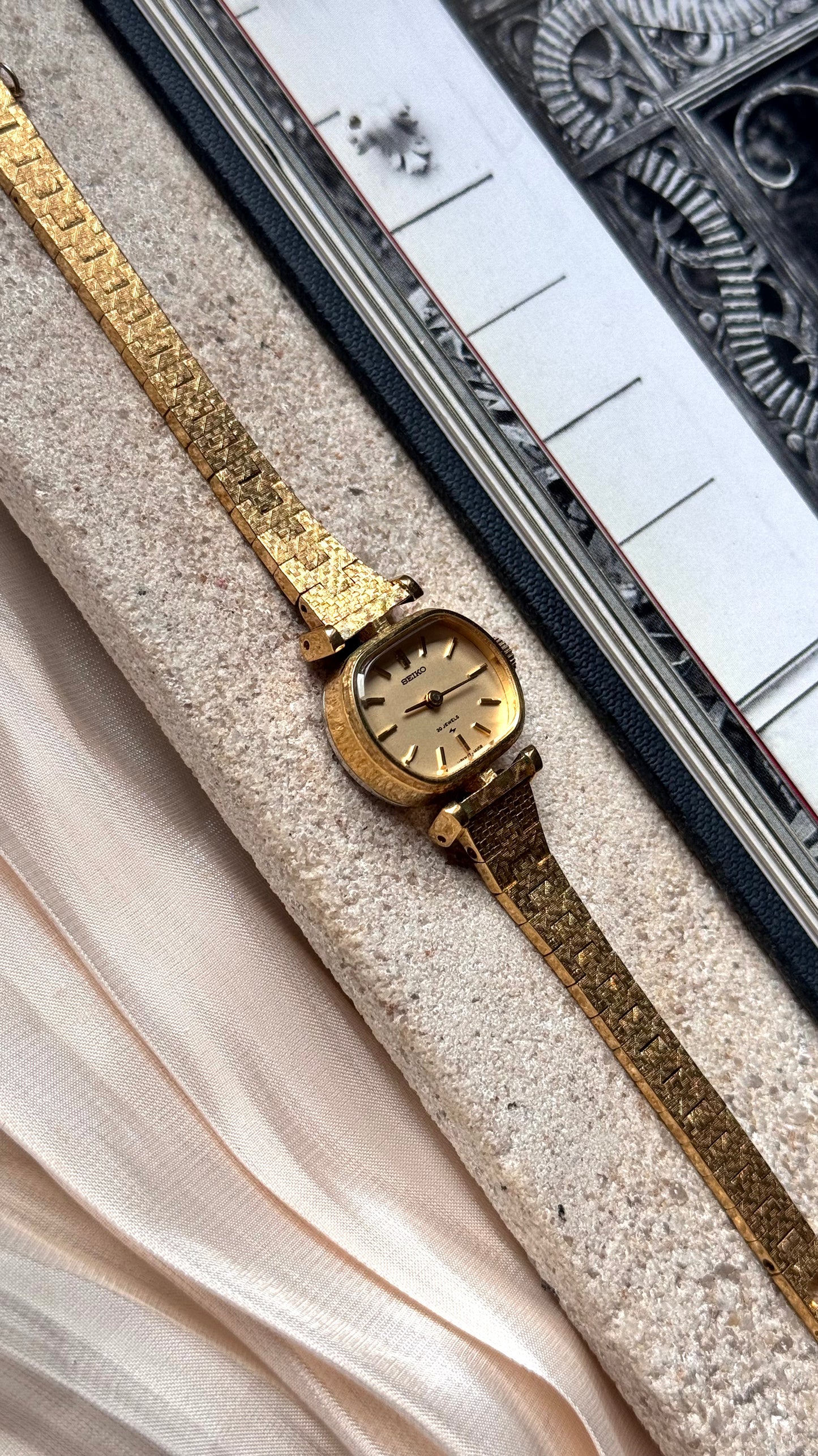 Seiko vintage watch - 18k gold plated 1976