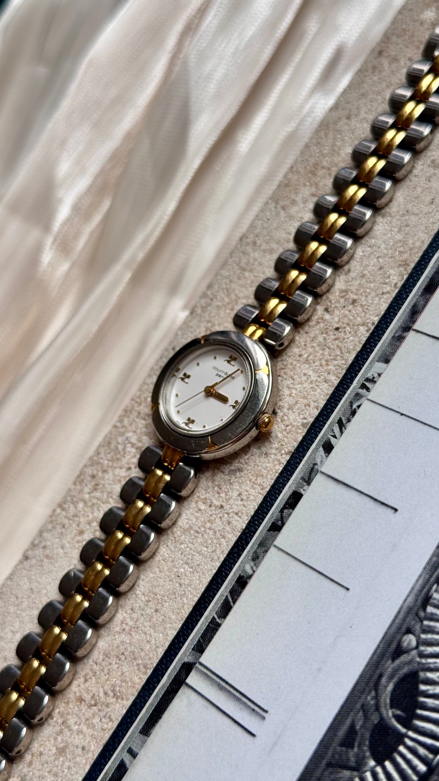 Courrèges vintage watch