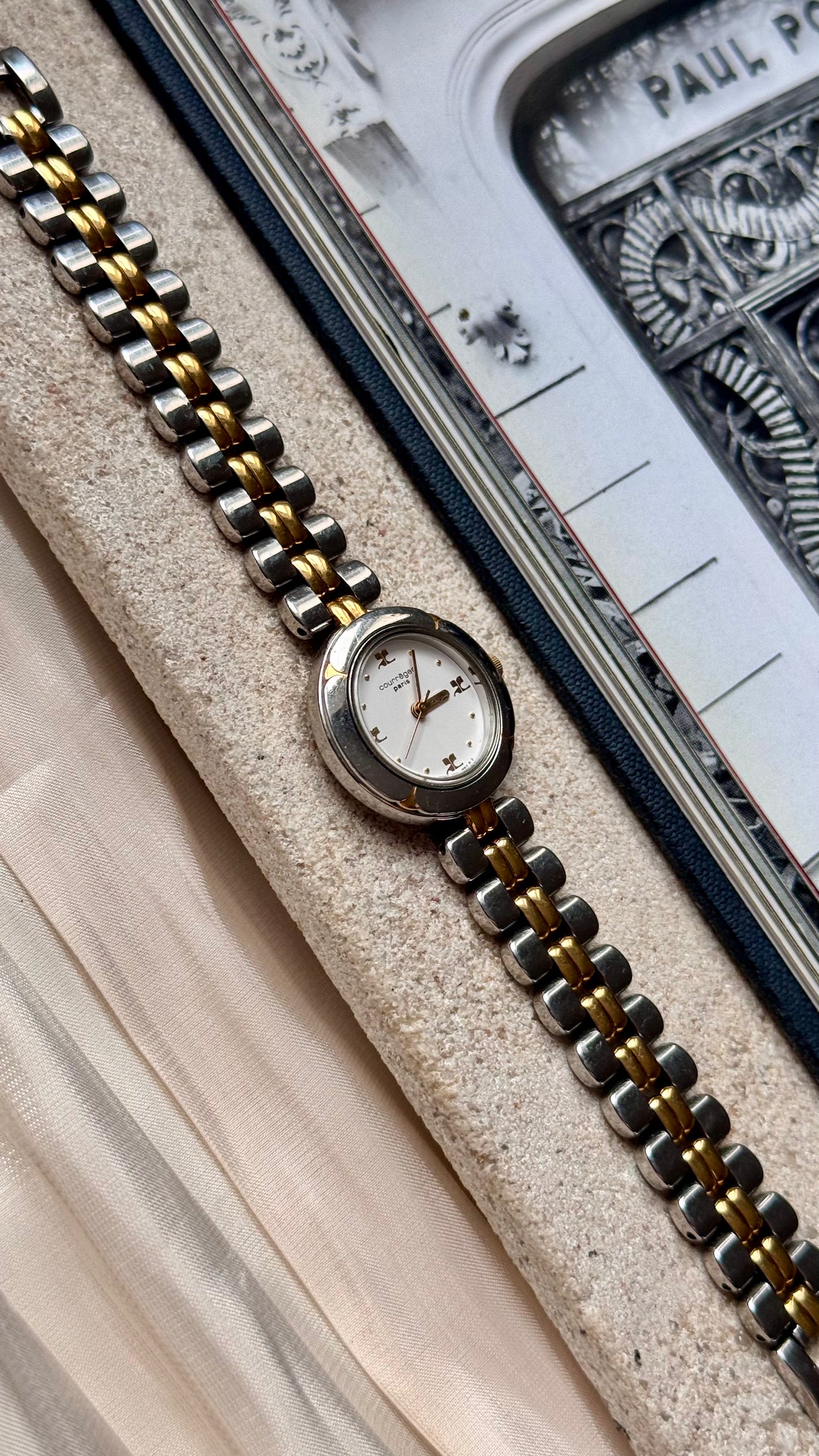 Courrèges vintage watch