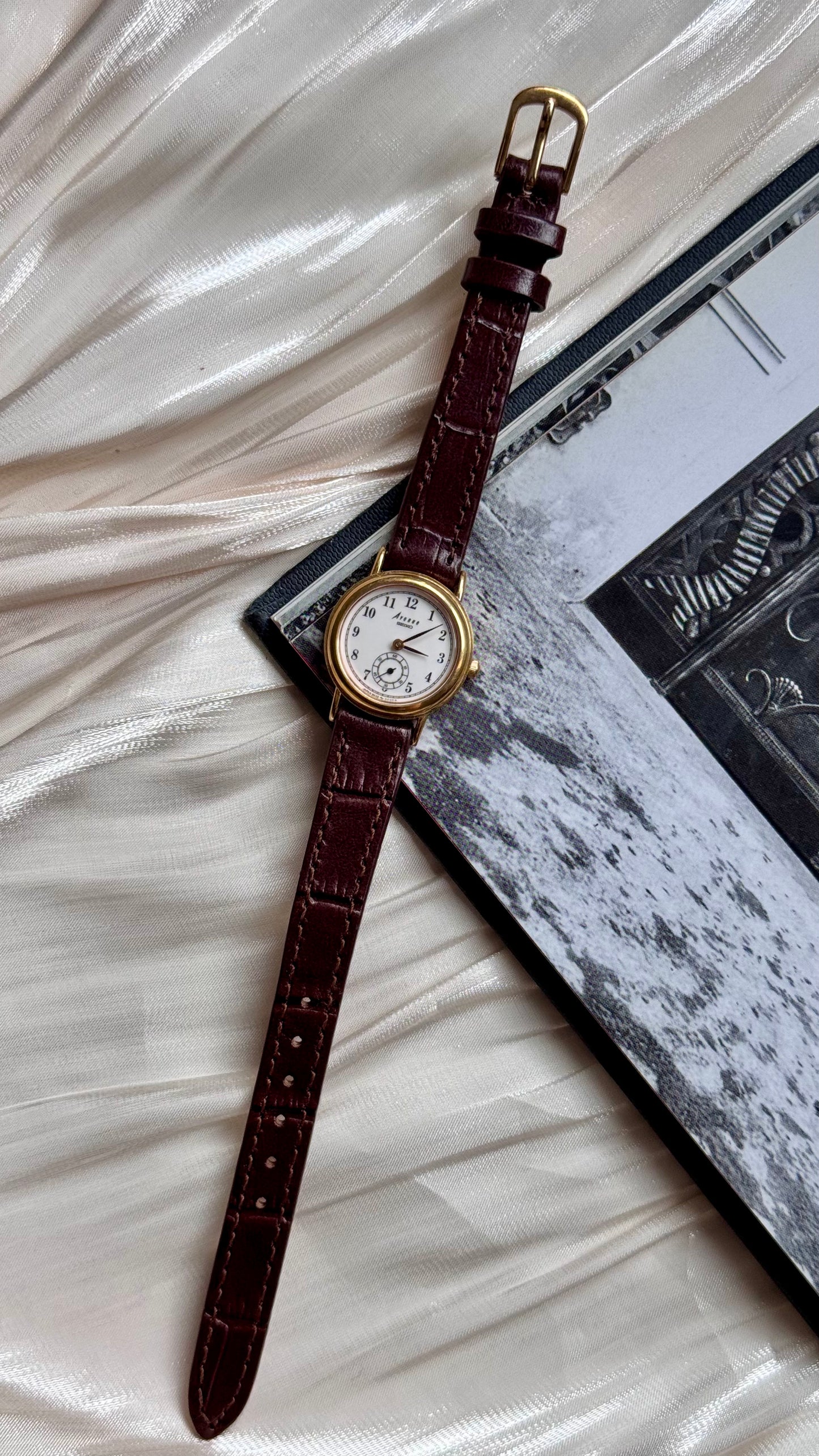 Seiko Avenue vintage watch 1998