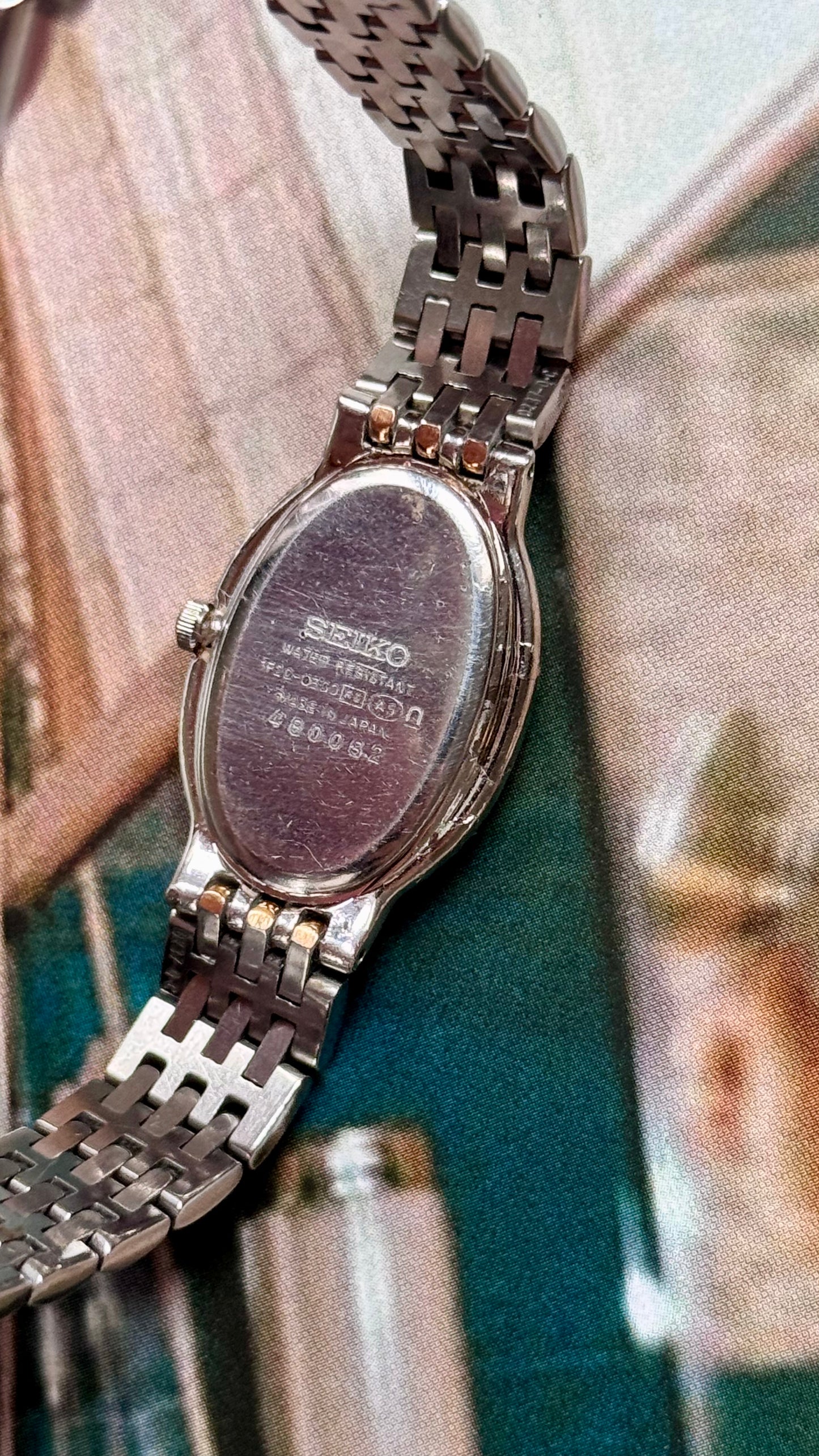 Seiko Exceline 1994 vintage watch - Mother of pearl dial with diamonds