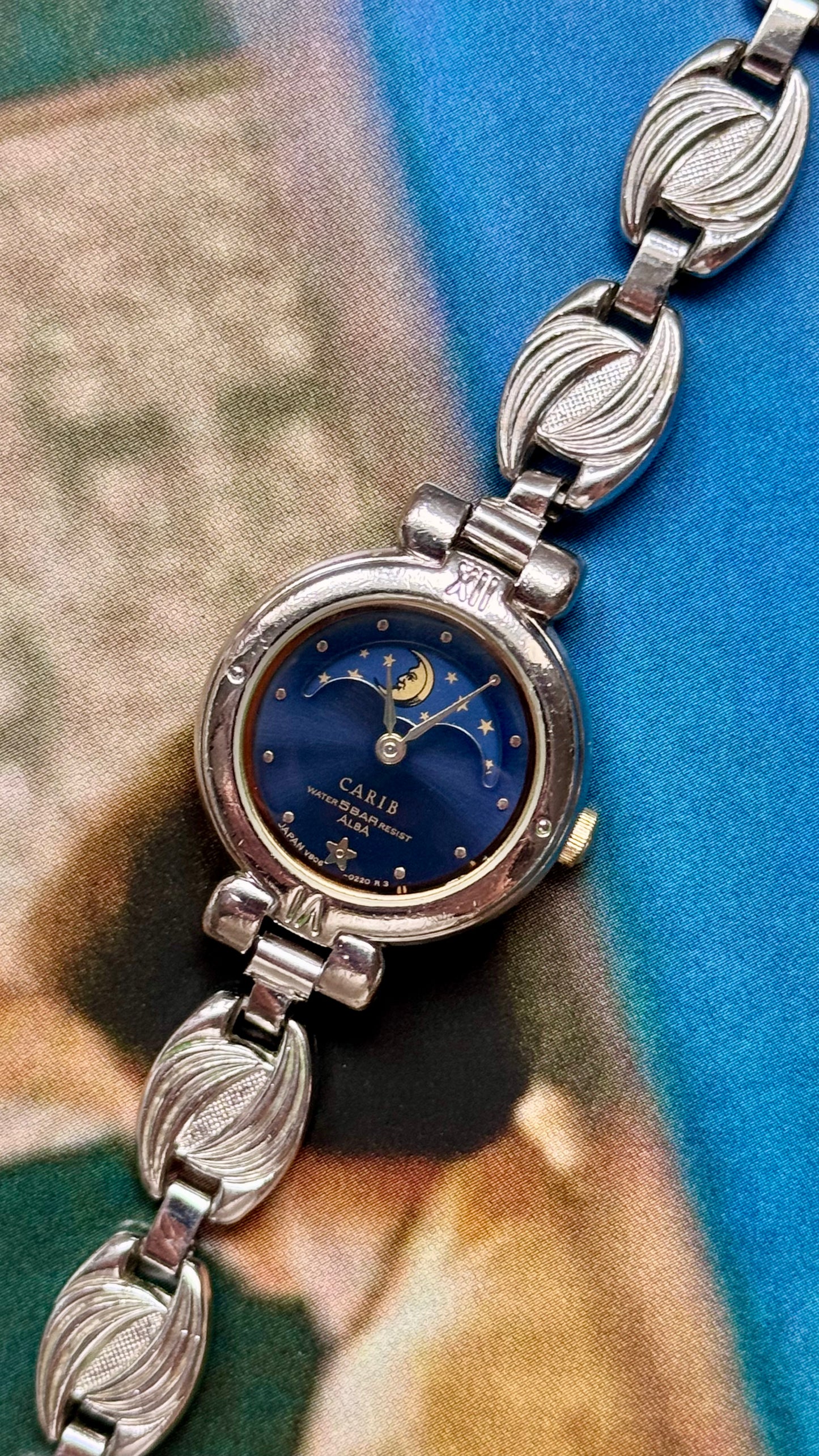 Carib Seiko Alba vintage watch - Moon calendar