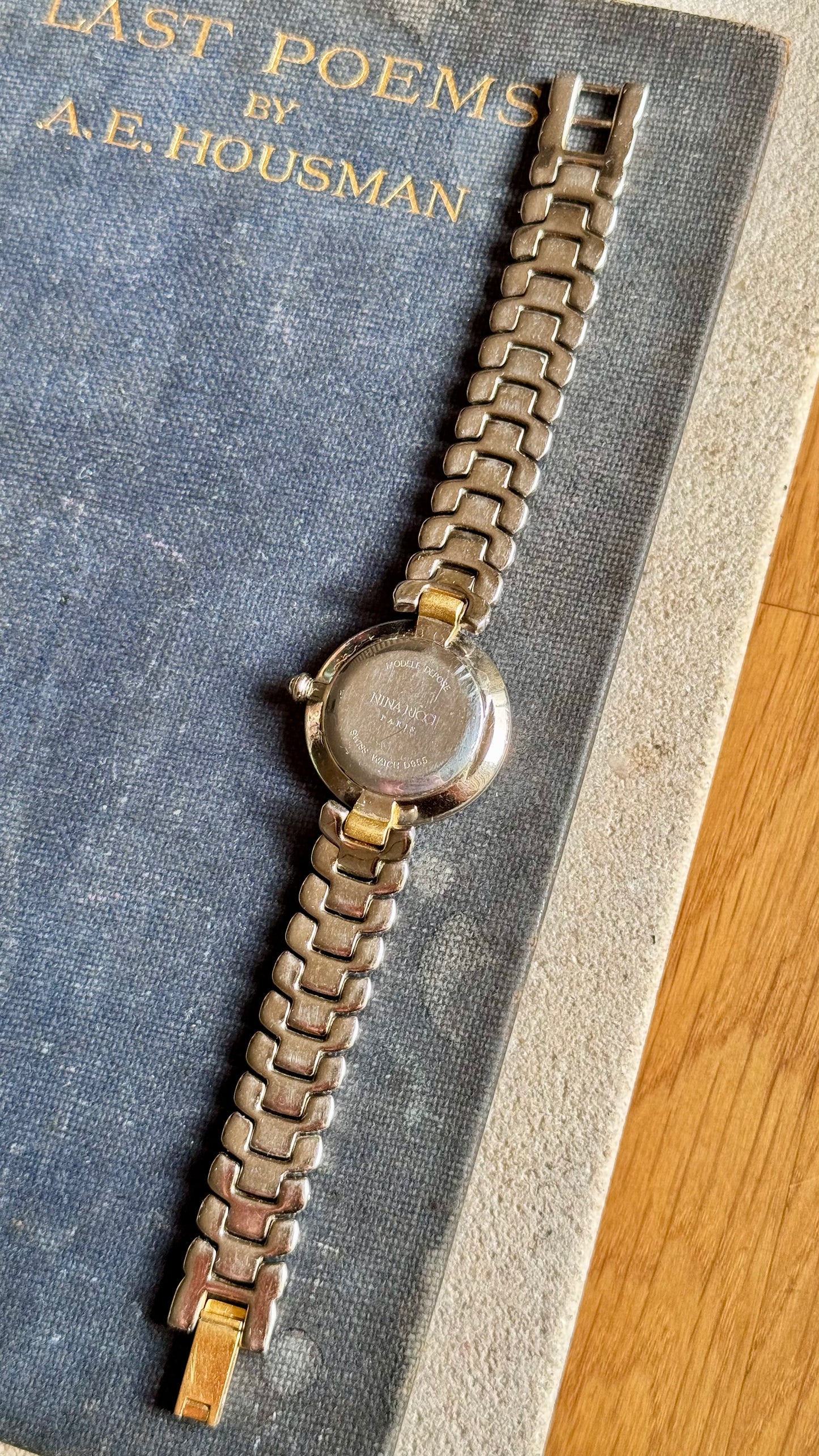 Nina Ricci vintage watch