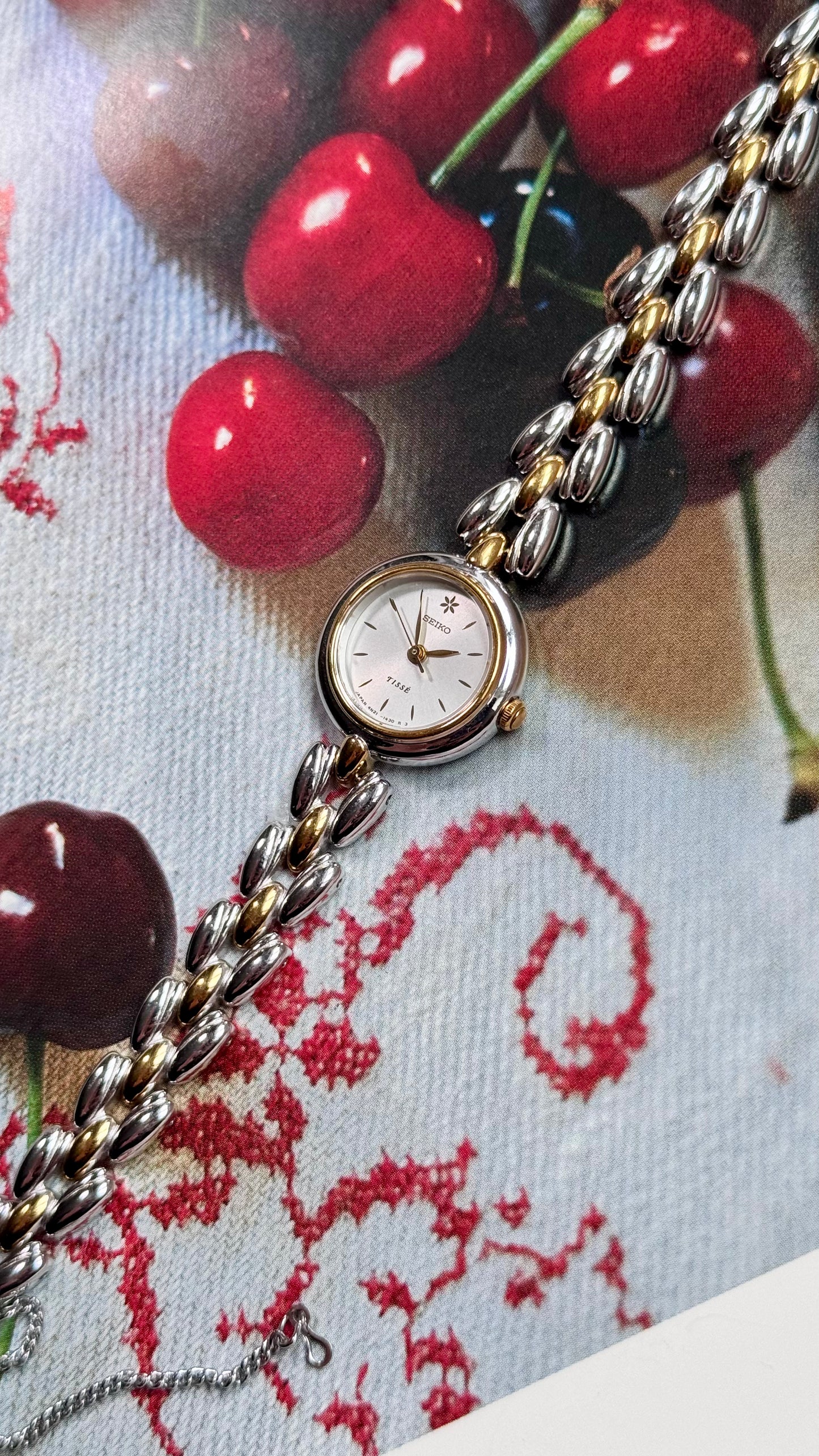 Vintage Seiko Tissé watch 1990 - Near Mint Condition