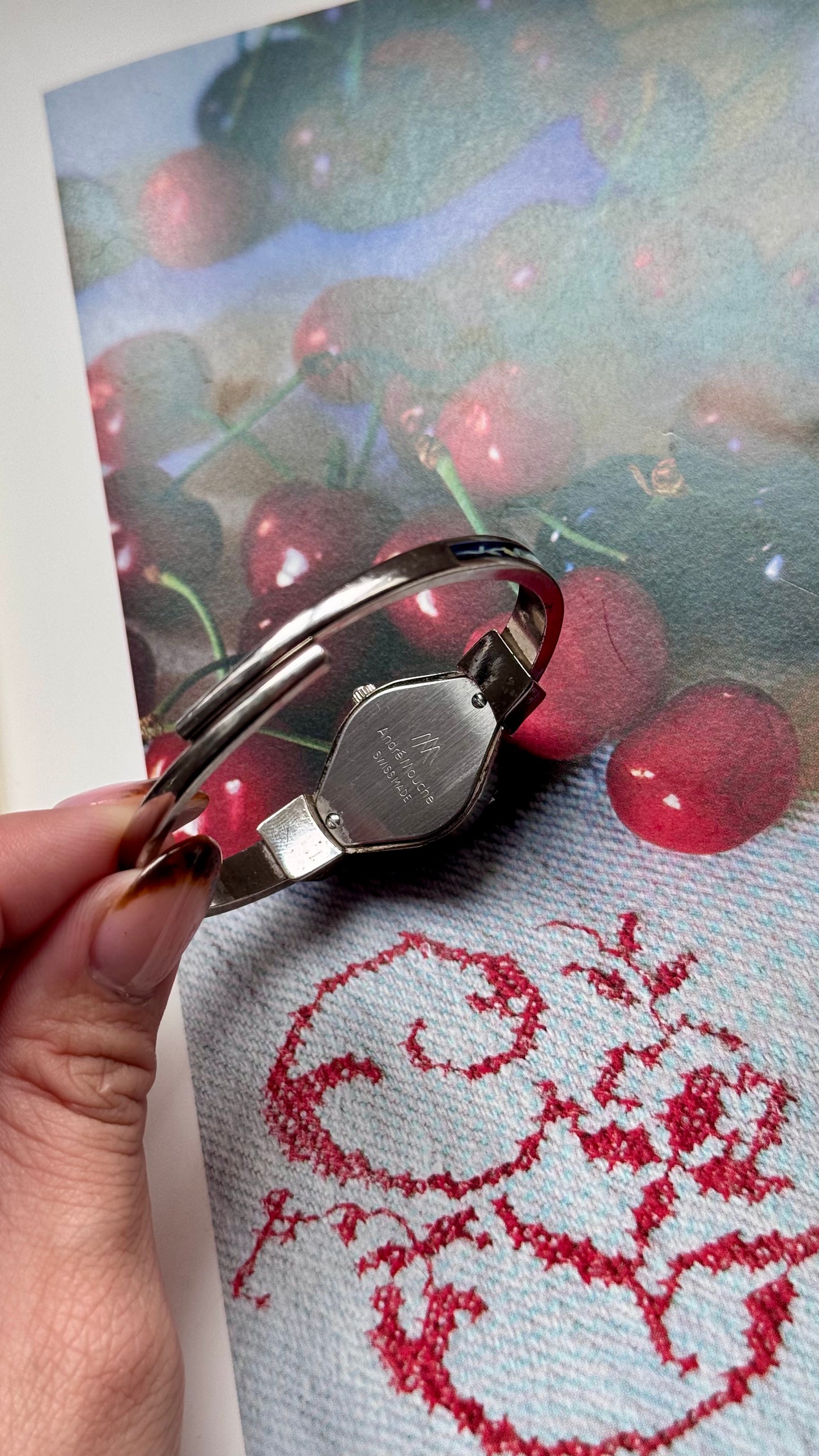 Vintage André Mouche Peekaboo Watch